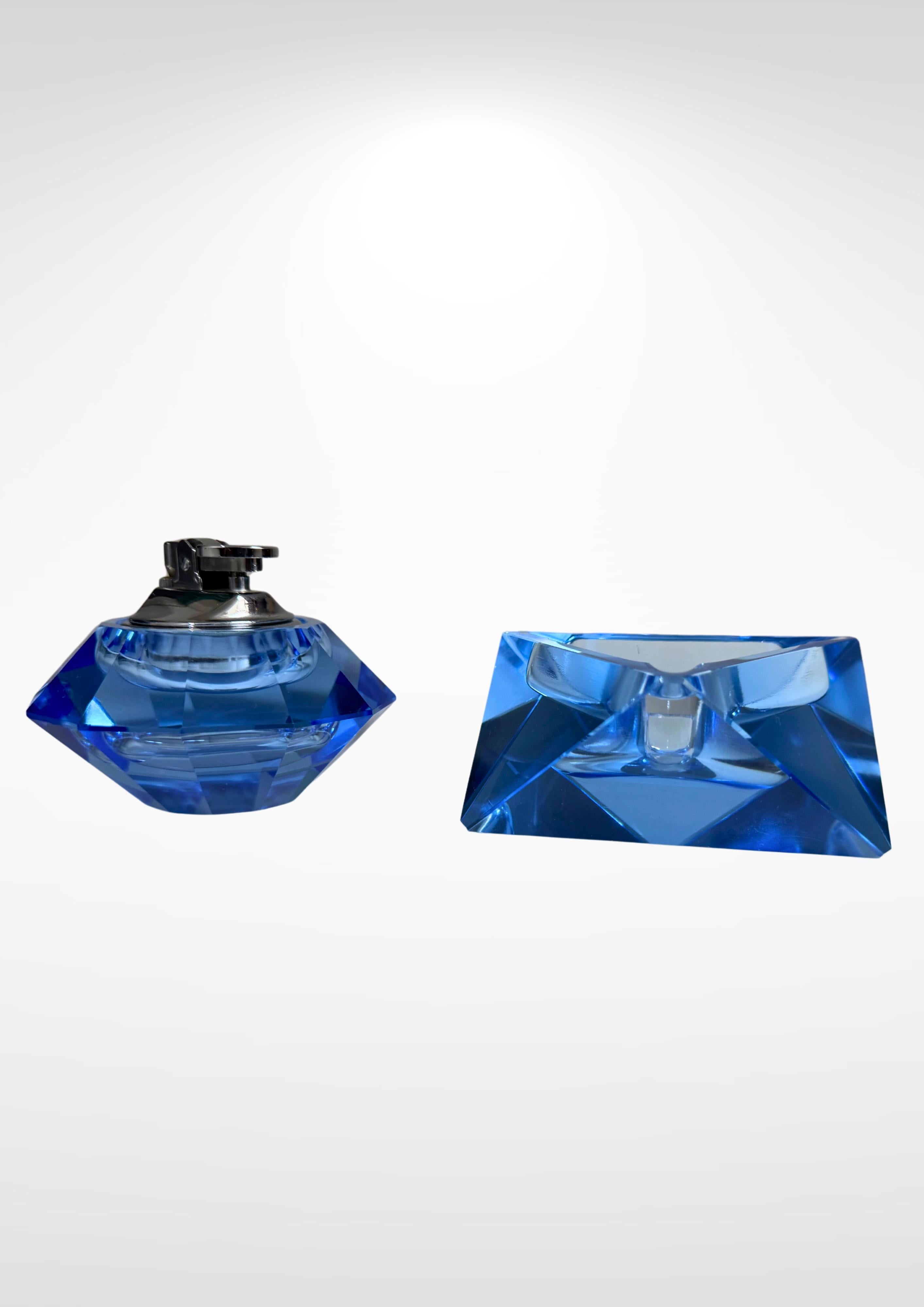 20ième siècle Set de cendriers et briquets de table en verre Murano vintage en vente
