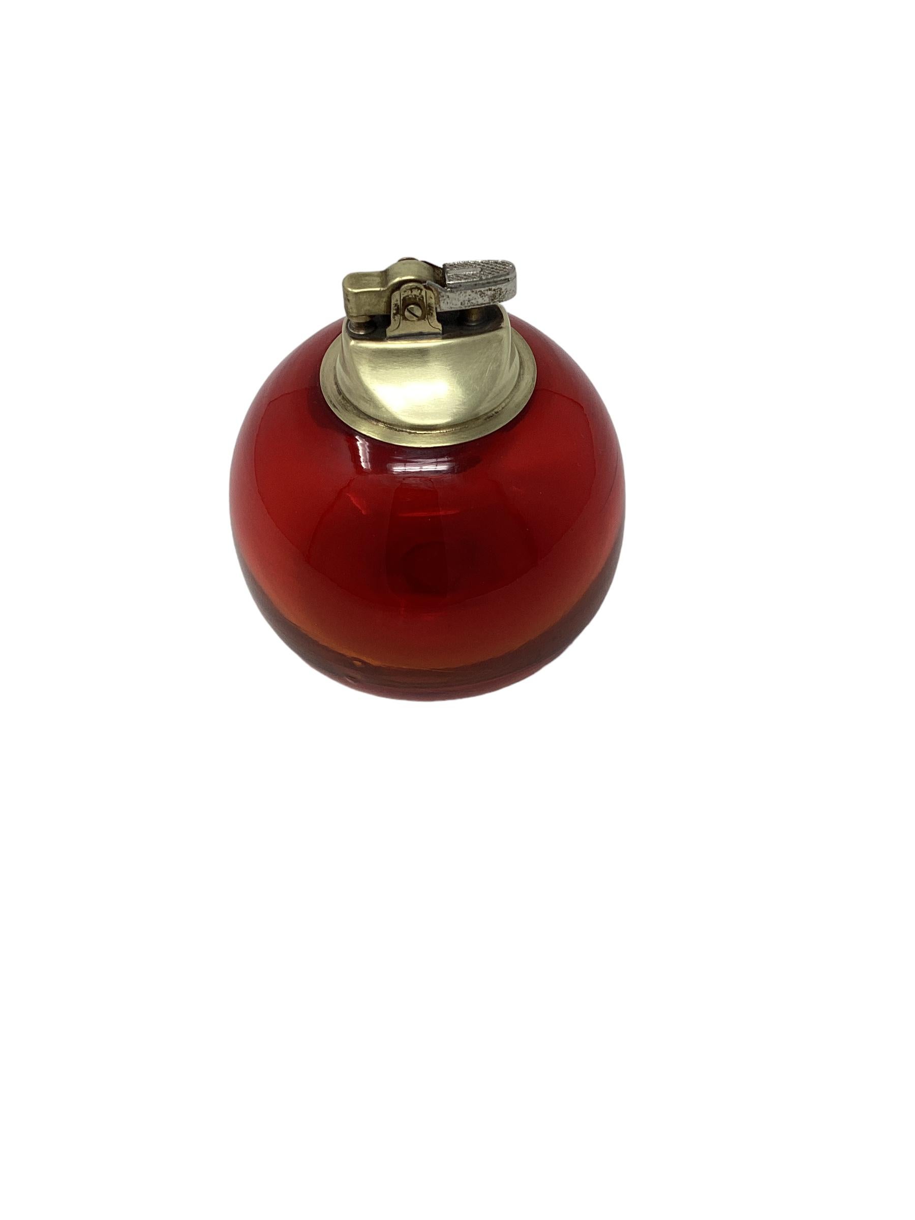 Vintage Murano Glass Table Lighter In Good Condition In Chapel Hill, NC