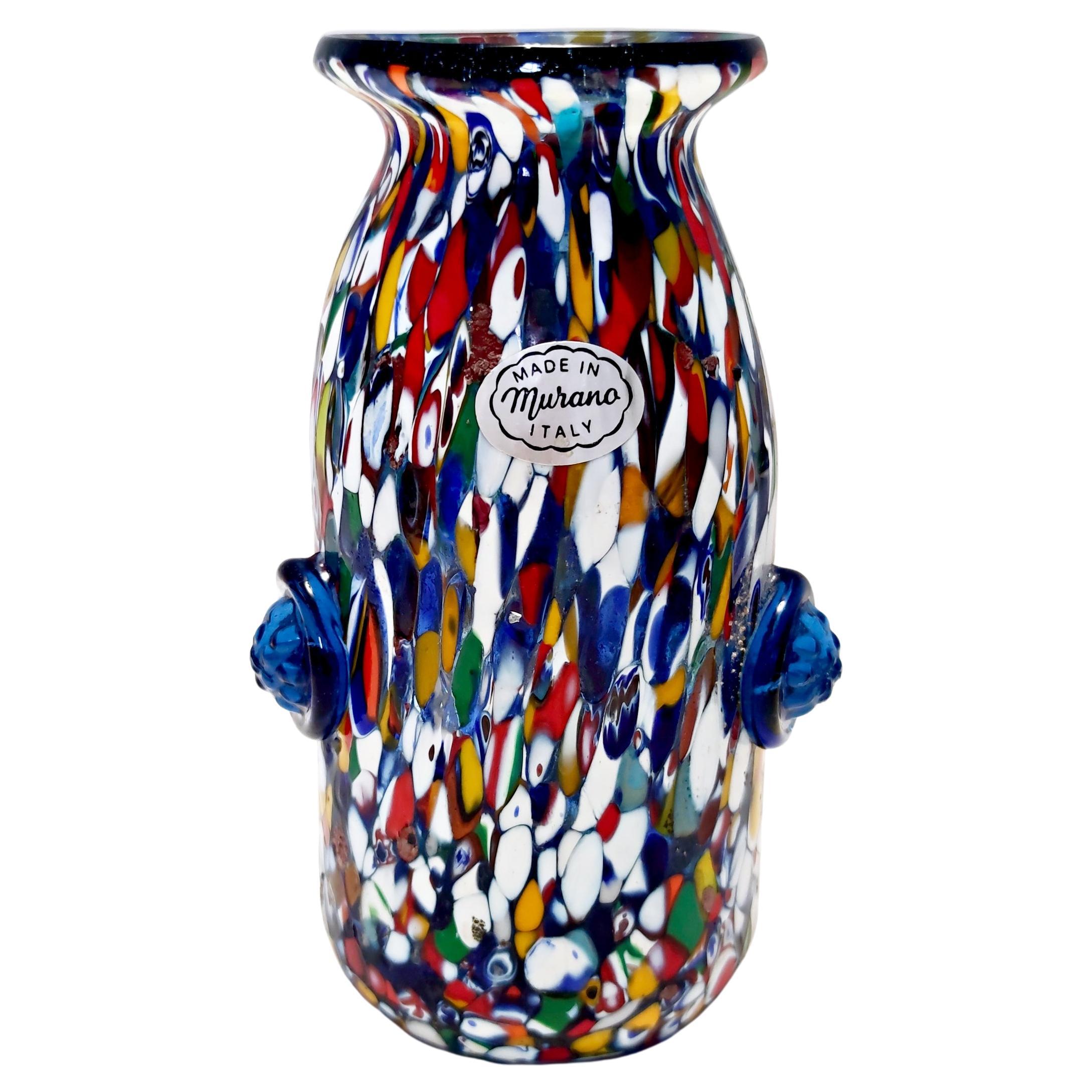 Vase vintage en verre de Murano attribué à Fratelli Toso avec murrines, Italie en vente