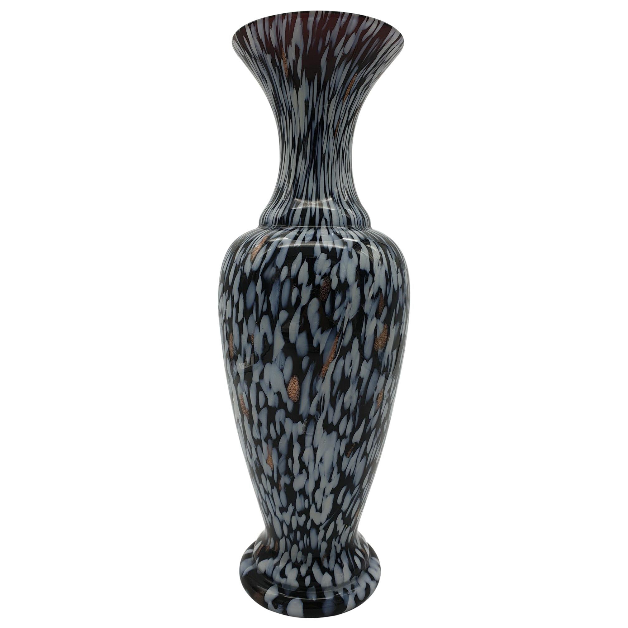 Vase aus Murano-Glas in schwarzer Farbe mit weißen Flecken von Cenedese, 1970er Jahre im Angebot