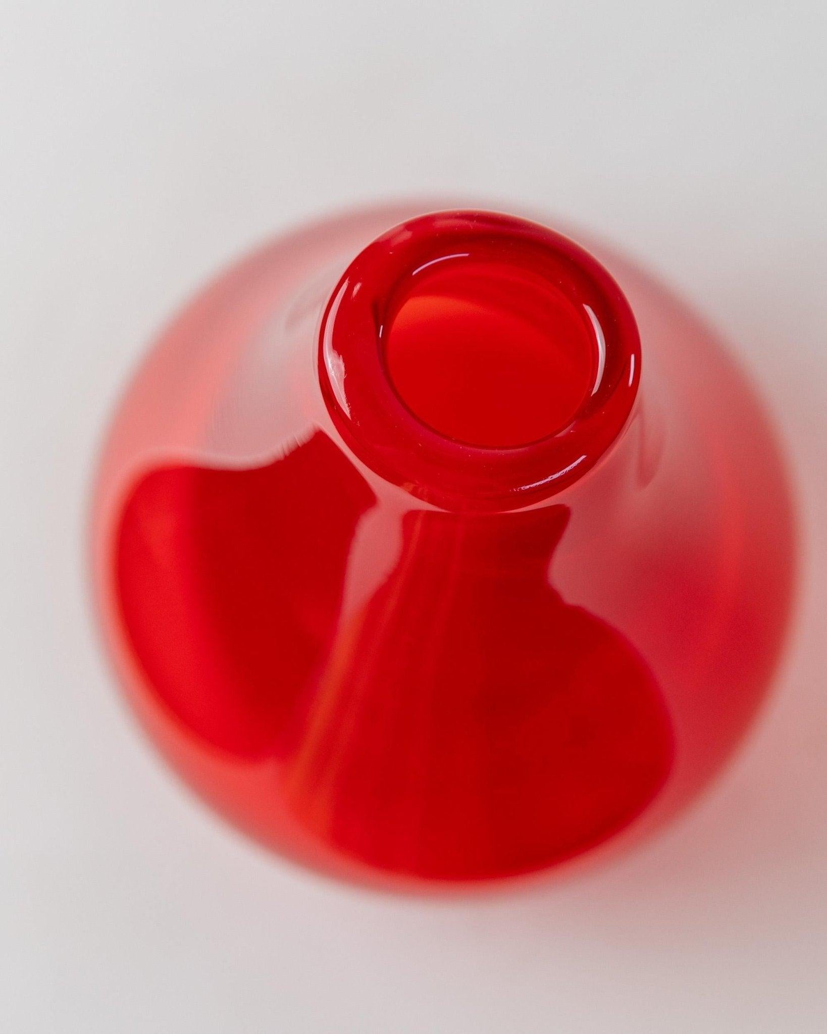 Italiano Vaso in vetro di Murano rosso - rosso vivo, cattura-sguardi Italia anni '70 in vendita