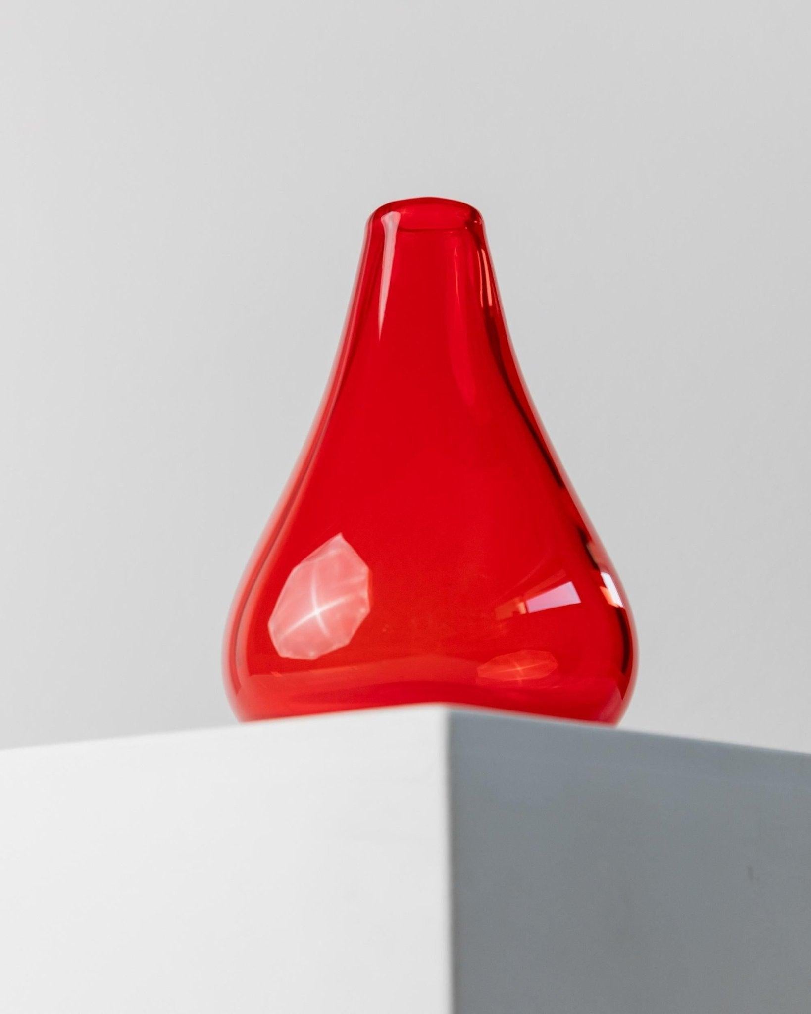 Vaso in vetro di Murano rosso - rosso vivo, cattura-sguardi Italia anni '70 in vendita 2