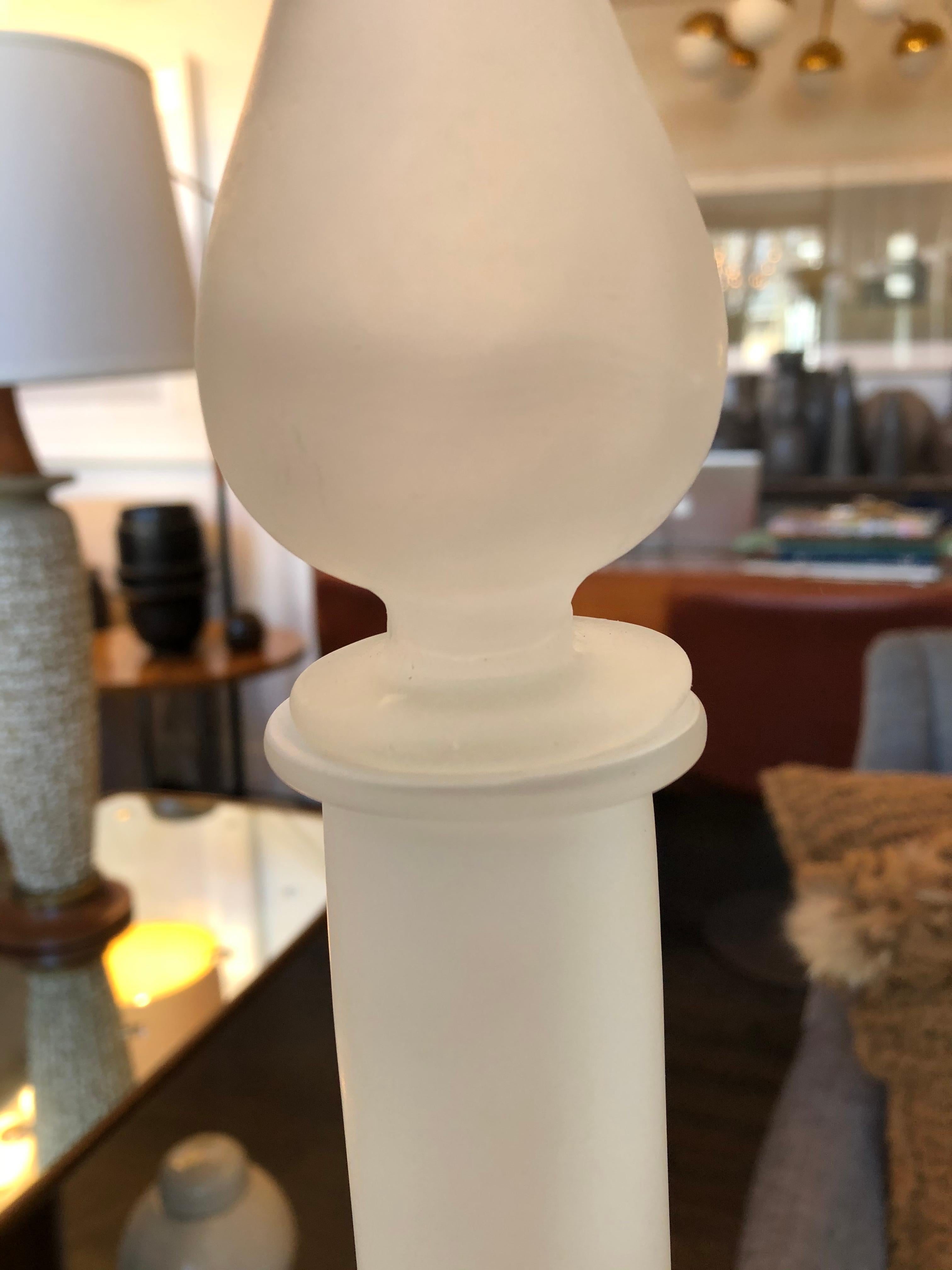 Mid-Century Modern Vintage Murano Glass Vessel with Stopper en vente