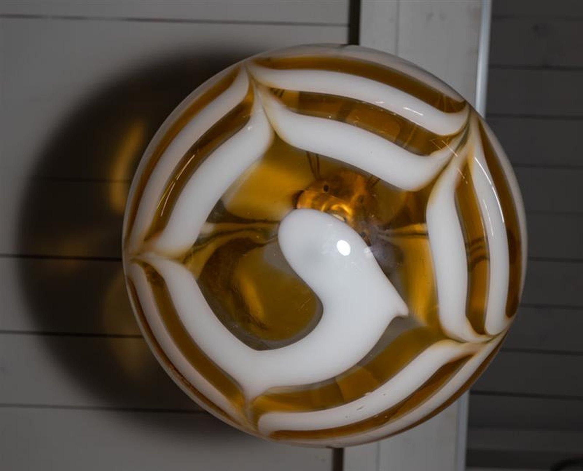 Metà XX secolo Globo di Murano vintage in vendita