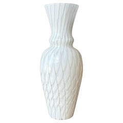 Vintage Murano Italian 1980s White peacock Glass Vase Mouth Blown