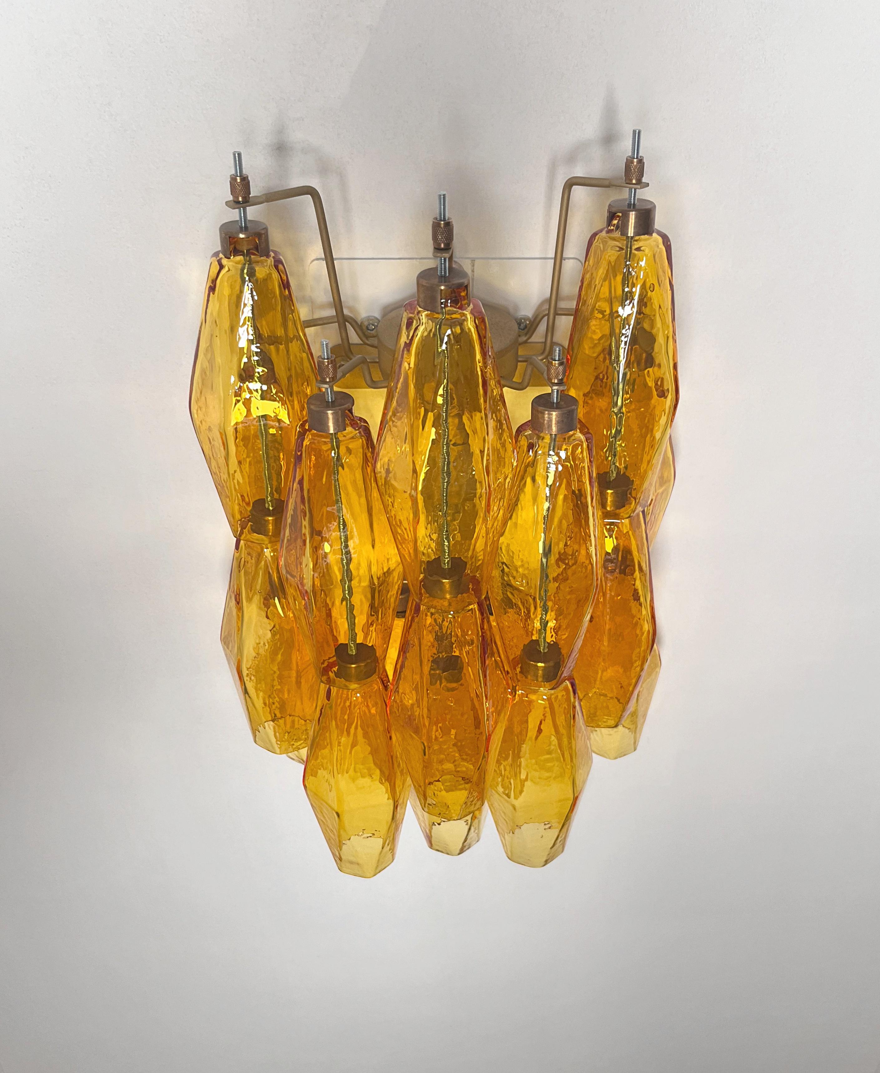 Vintage Murano Italienisch POLIEDRI Bernsteinglas Wandleuchter (Geblasenes Glas) im Angebot