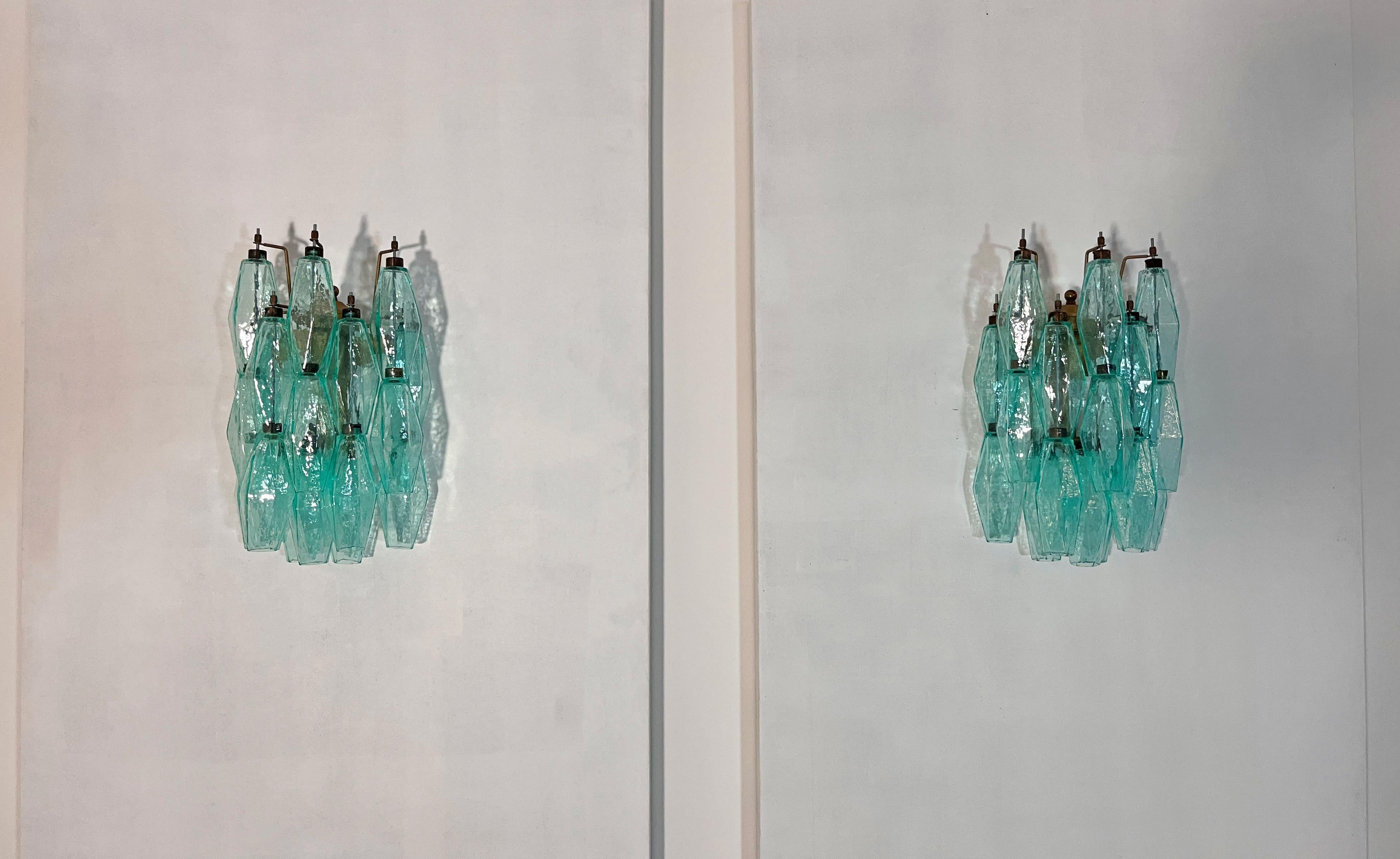 20th Century Vintage Murano Italian POLIEDRI turquoise pulegoso glass wall sconces in vendita