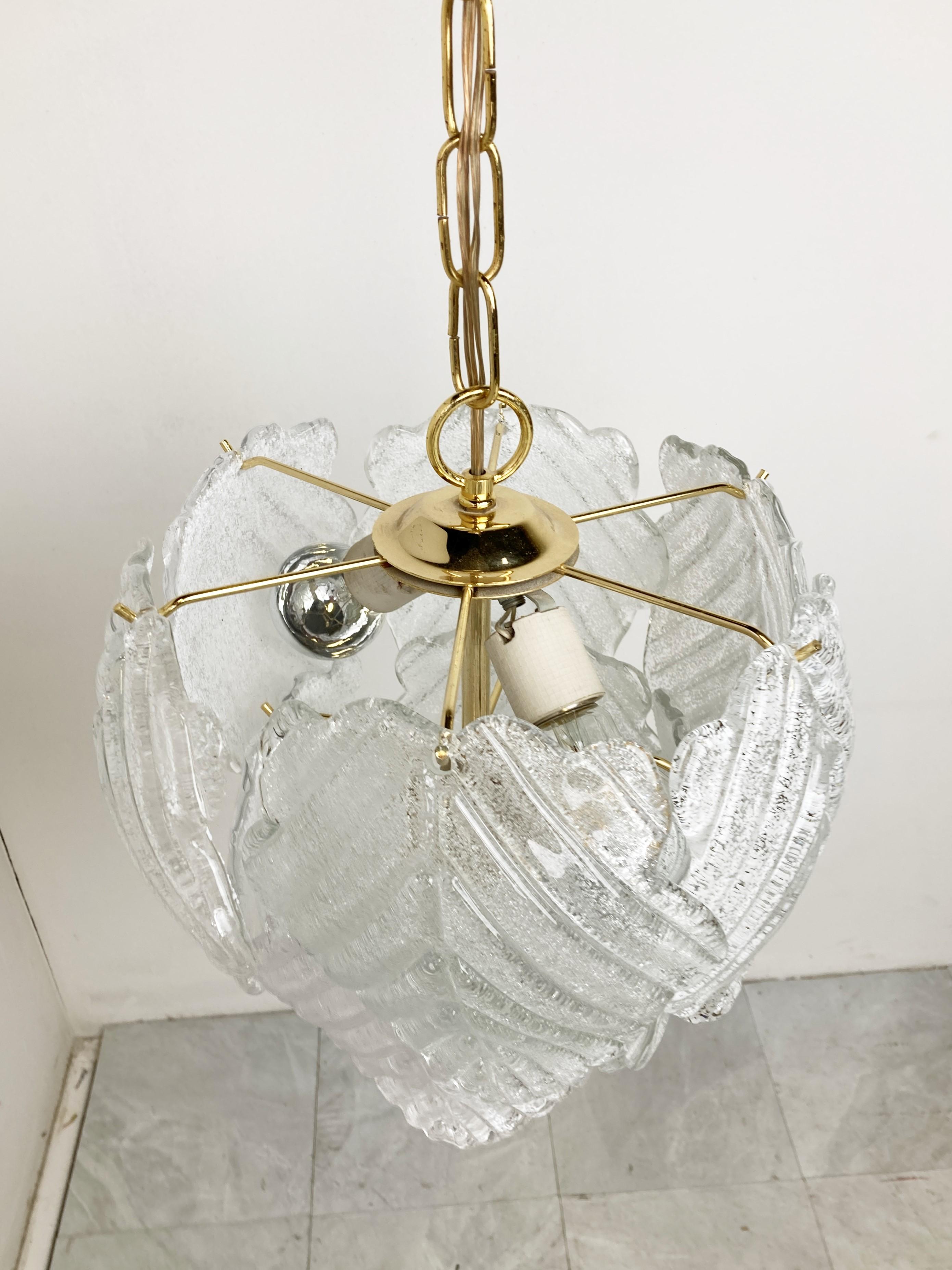 Vintage Murano Leaf Chandelier, 1970s In Good Condition For Sale In HEVERLEE, BE