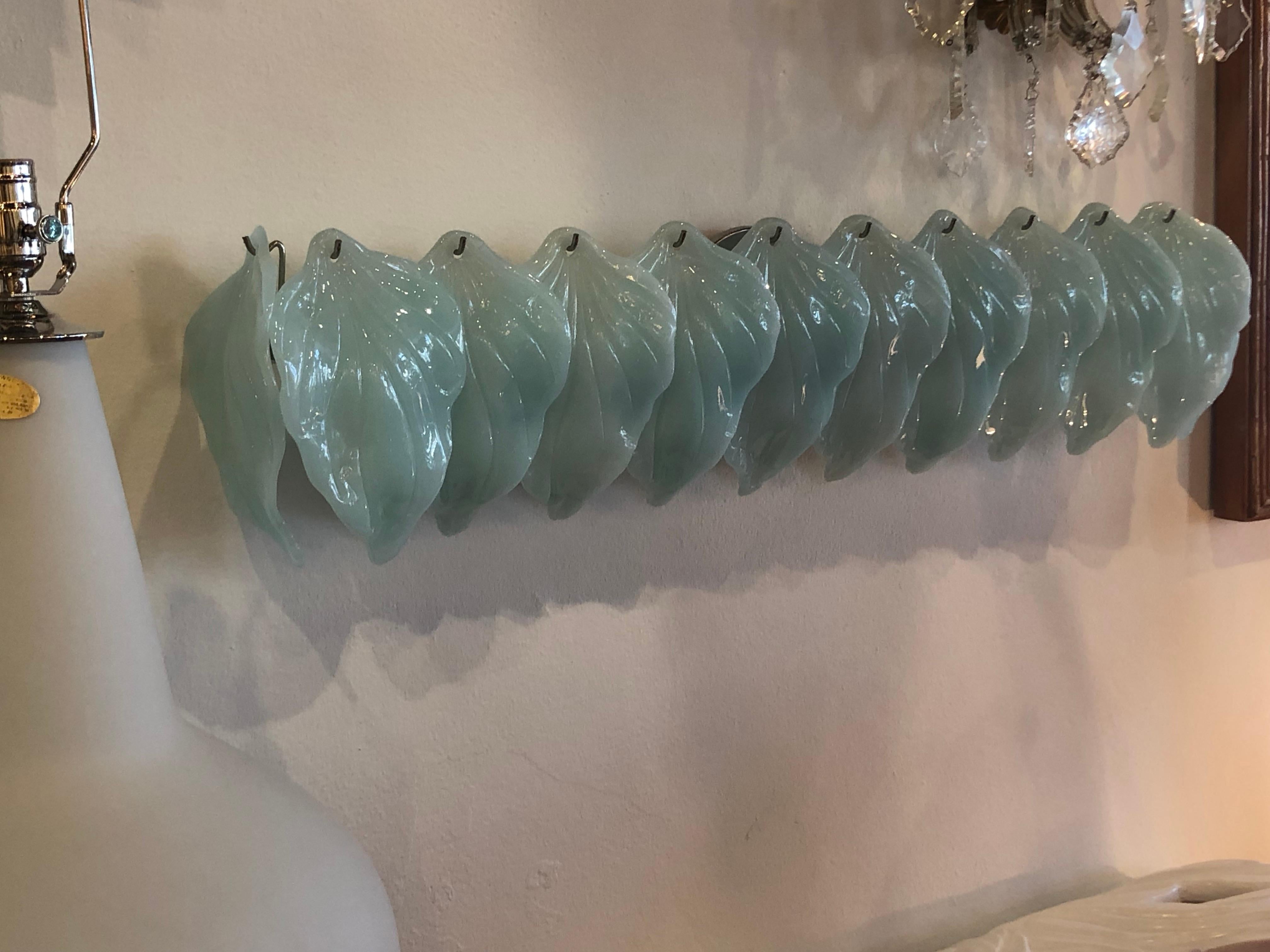 Vintage Murano Mazzega Aqua Blue Glass Leaf Leaves Wall Vanity Light Sconce In Good Condition In West Palm Beach, FL