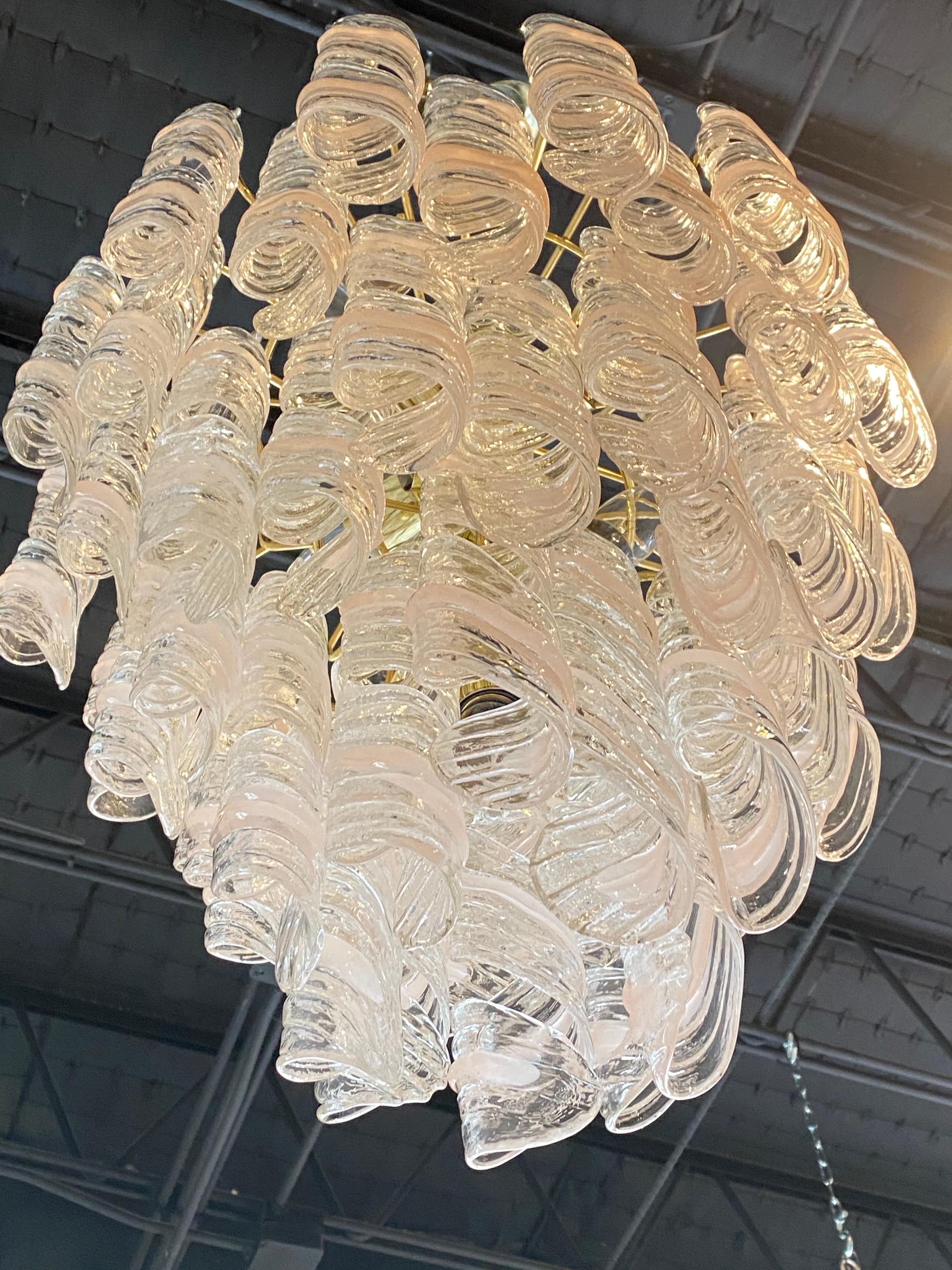 Late 20th Century Vintage Murano Mazzega Torciglione Glass Pink Spiral 3-Tier Chandelier 8 Lights