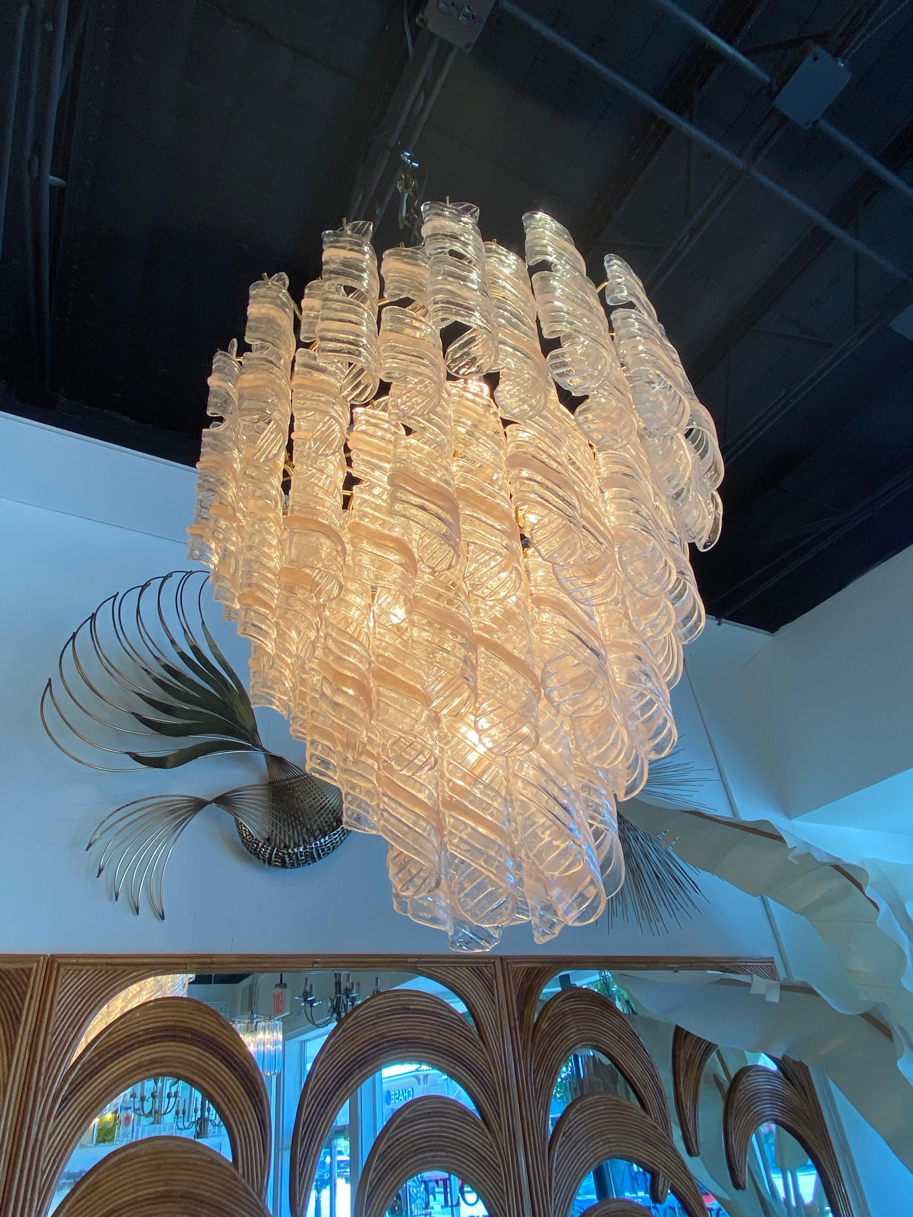 Vintage Murano Mazzega Torciglione Glass Pink Spiral 4-Tier Chandelier 13 Lights 8