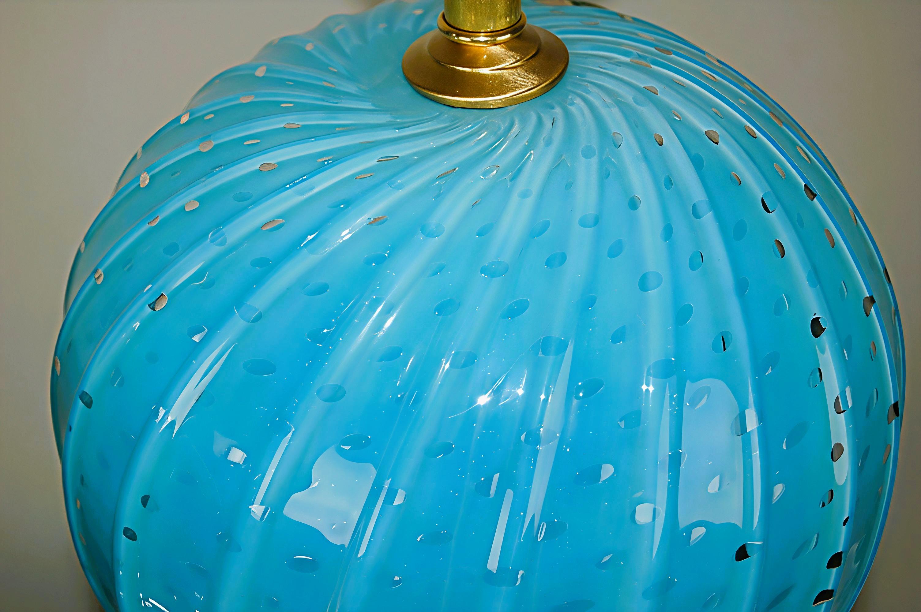 Lámparas de mesa vintage de bolas de cristal opalino de Murano Azul en venta 1