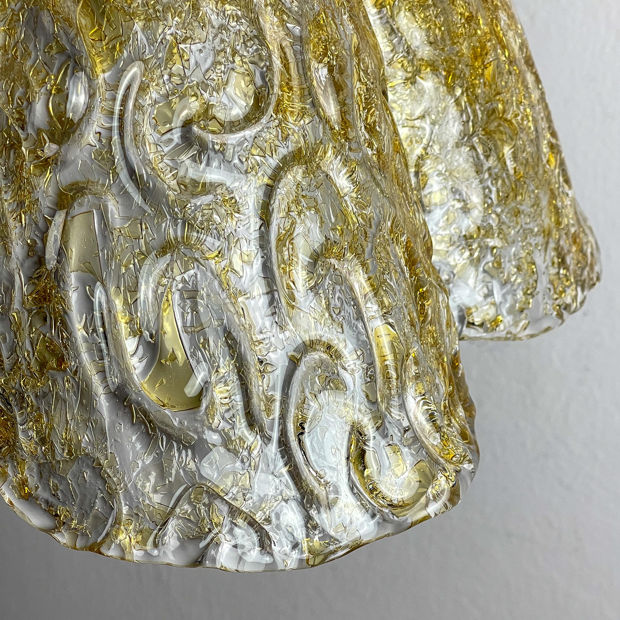 Lámpara colgante vintage de Murano de AV Mazzega, Italia Años 70 en venta 4