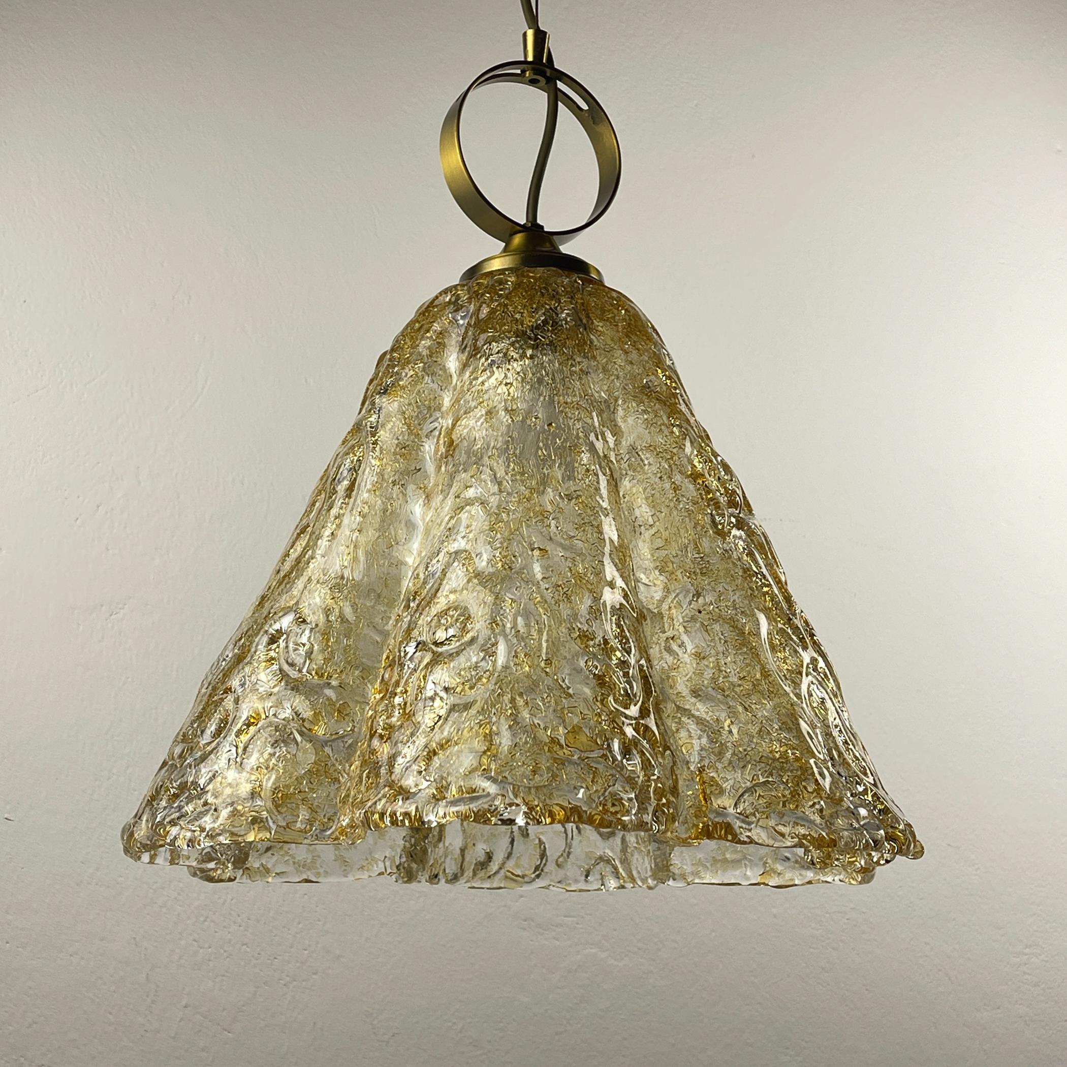Lámpara colgante vintage de Murano de AV Mazzega, Italia Años 70 Cristal de Murano en venta