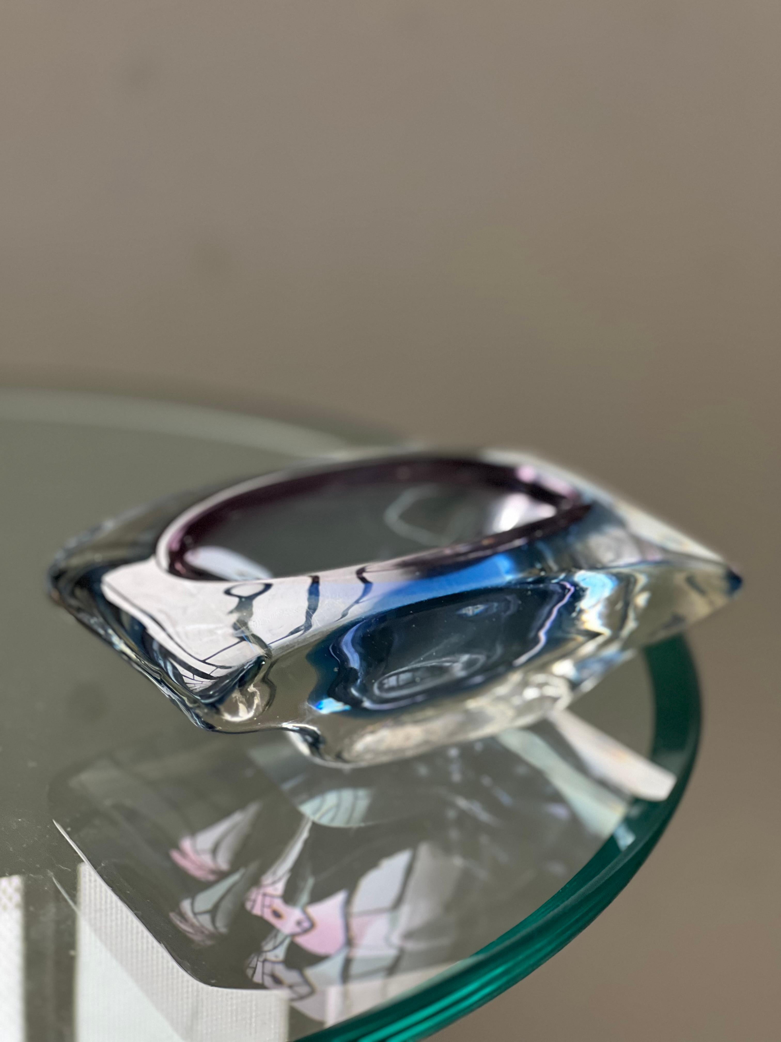 Vaso tascabile di Murano d'epoca in viola e blu, raro vaso decorativo degli anni '60 in vendita 8