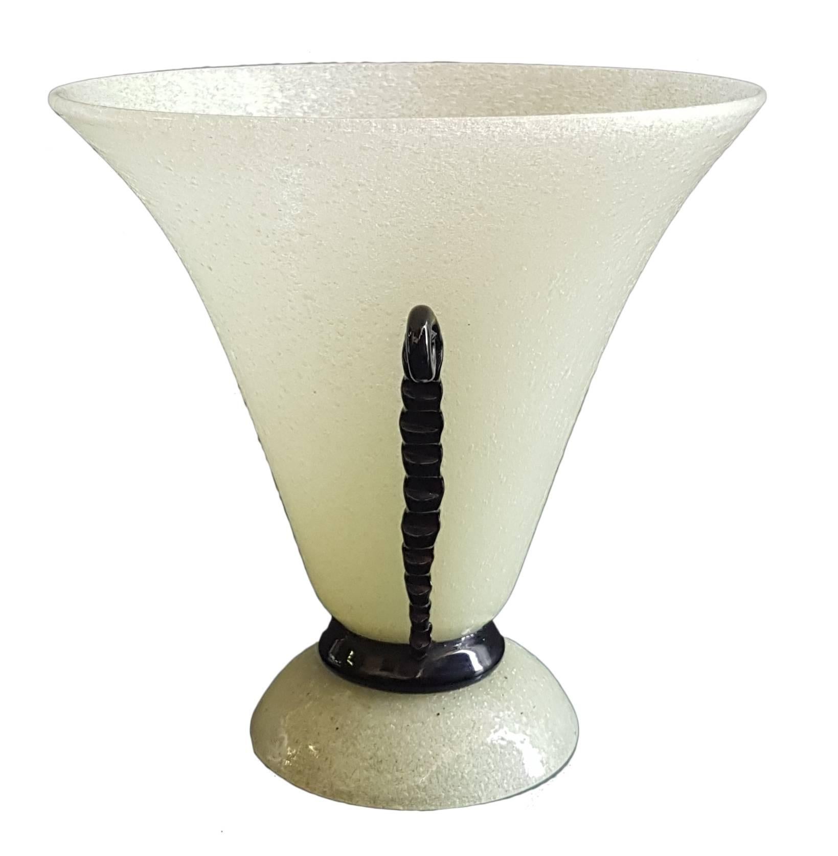 Vintage Murano Pulegoso Glass Vase, 1930s In Good Condition In Roma, IT