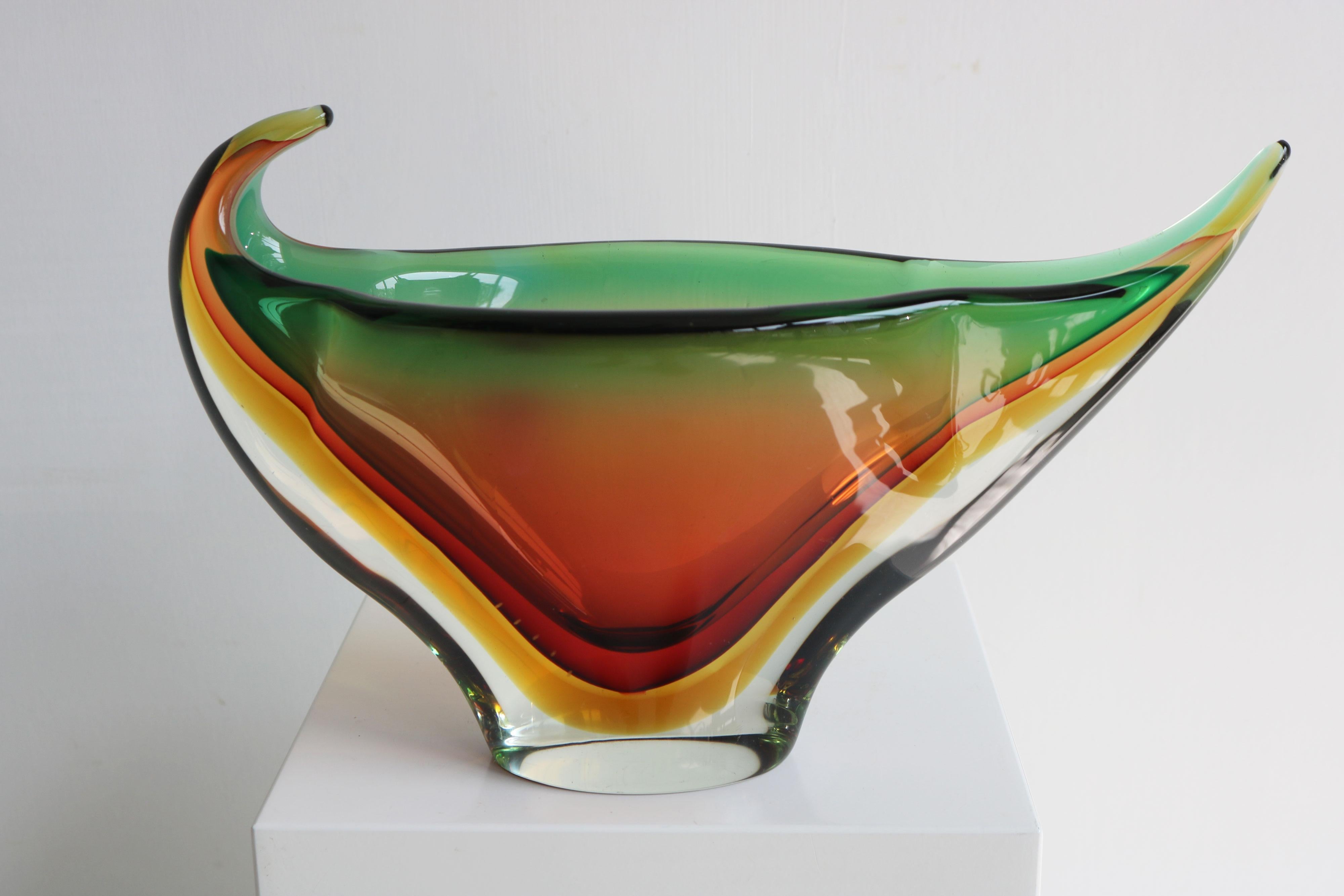Jarrón vintage de cristal artístico Murano Sommerso de forma libre de Flavio Poli para Seguso 1960 en Bueno estado para la venta en Ijzendijke, NL