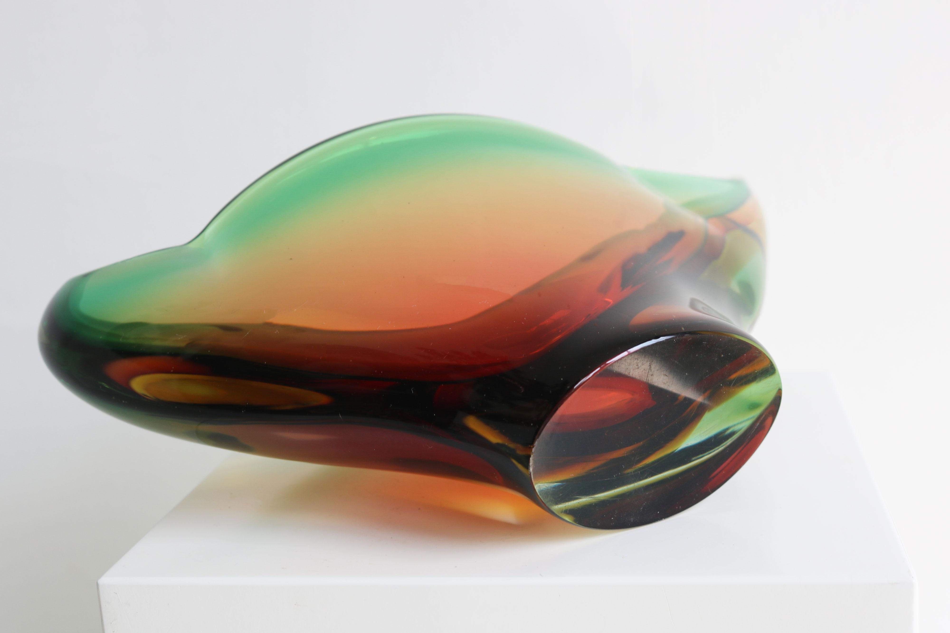 Jarrón vintage de cristal artístico Murano Sommerso de forma libre de Flavio Poli para Seguso 1960 Vidrio artístico en venta