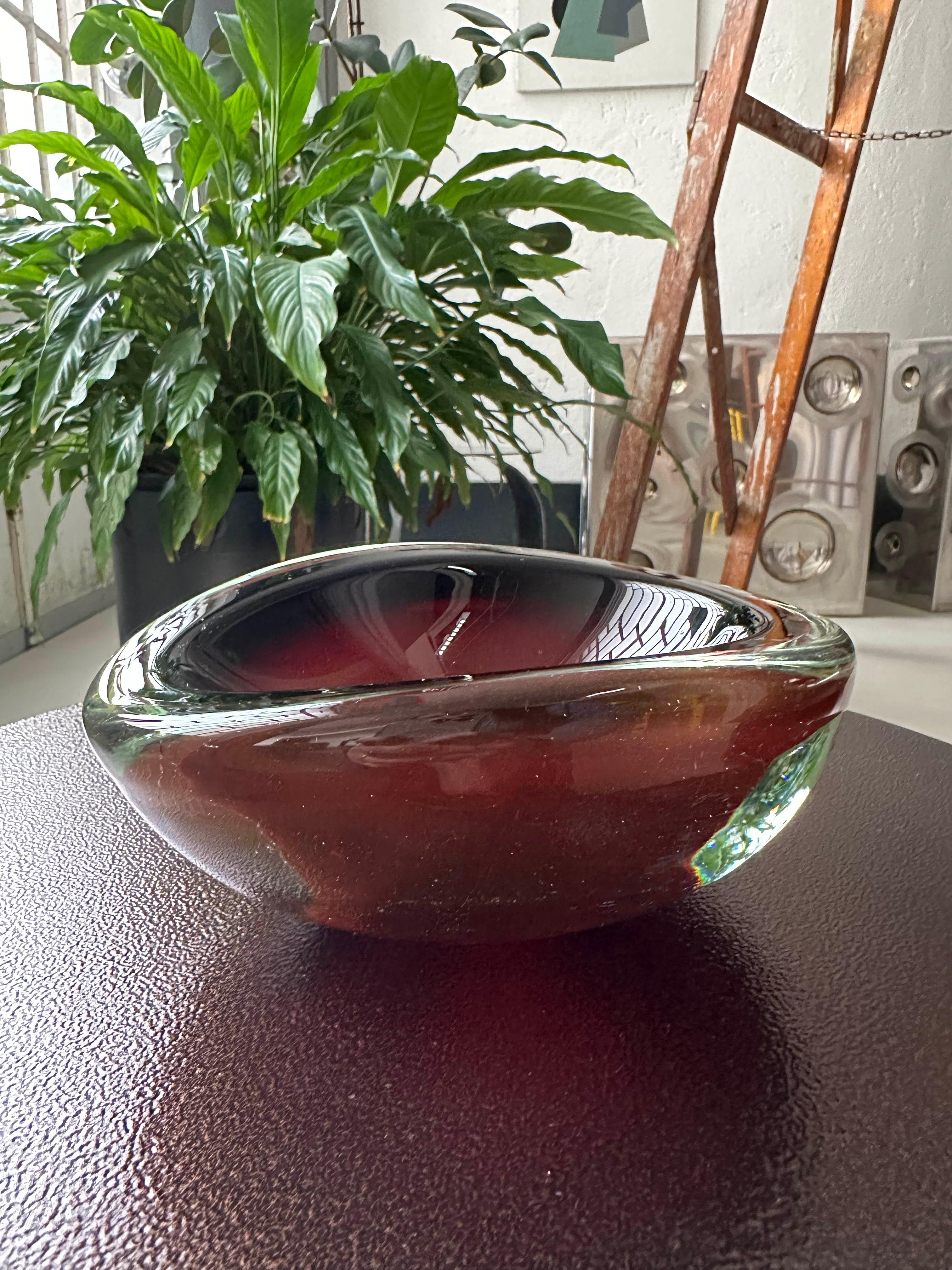 Vintage By Murano  „Sommerso“ Glas, Couchtisch-Akzent, Bücherregal, zu Hause bleiben im Angebot 7