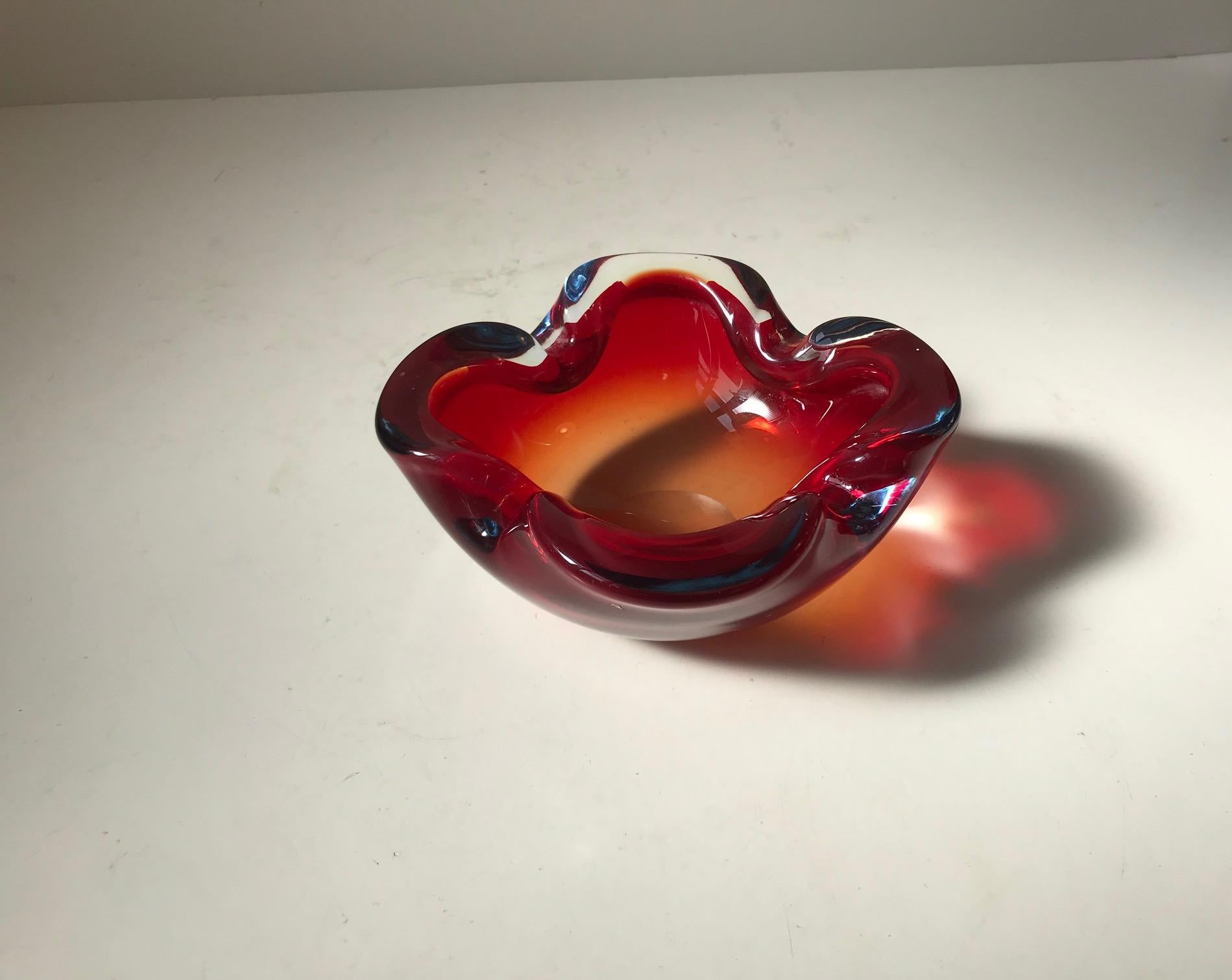 Mid-Century Modern Vintage Murano Sommerso Glass Dish by Flavio Poli for Seguso, 1960s