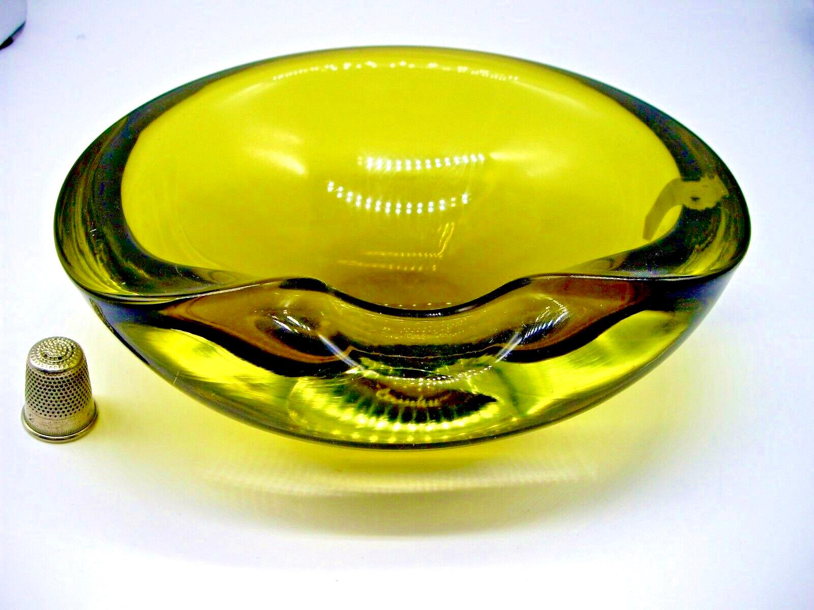 Vintage Murano Sommerso glass geode bowl Antonio da Ros for Cenedese signed. Monumental.
17 cm diameter and 6 cm high, about 1.2 kg. Displays beautifully, vivid color in natural light.