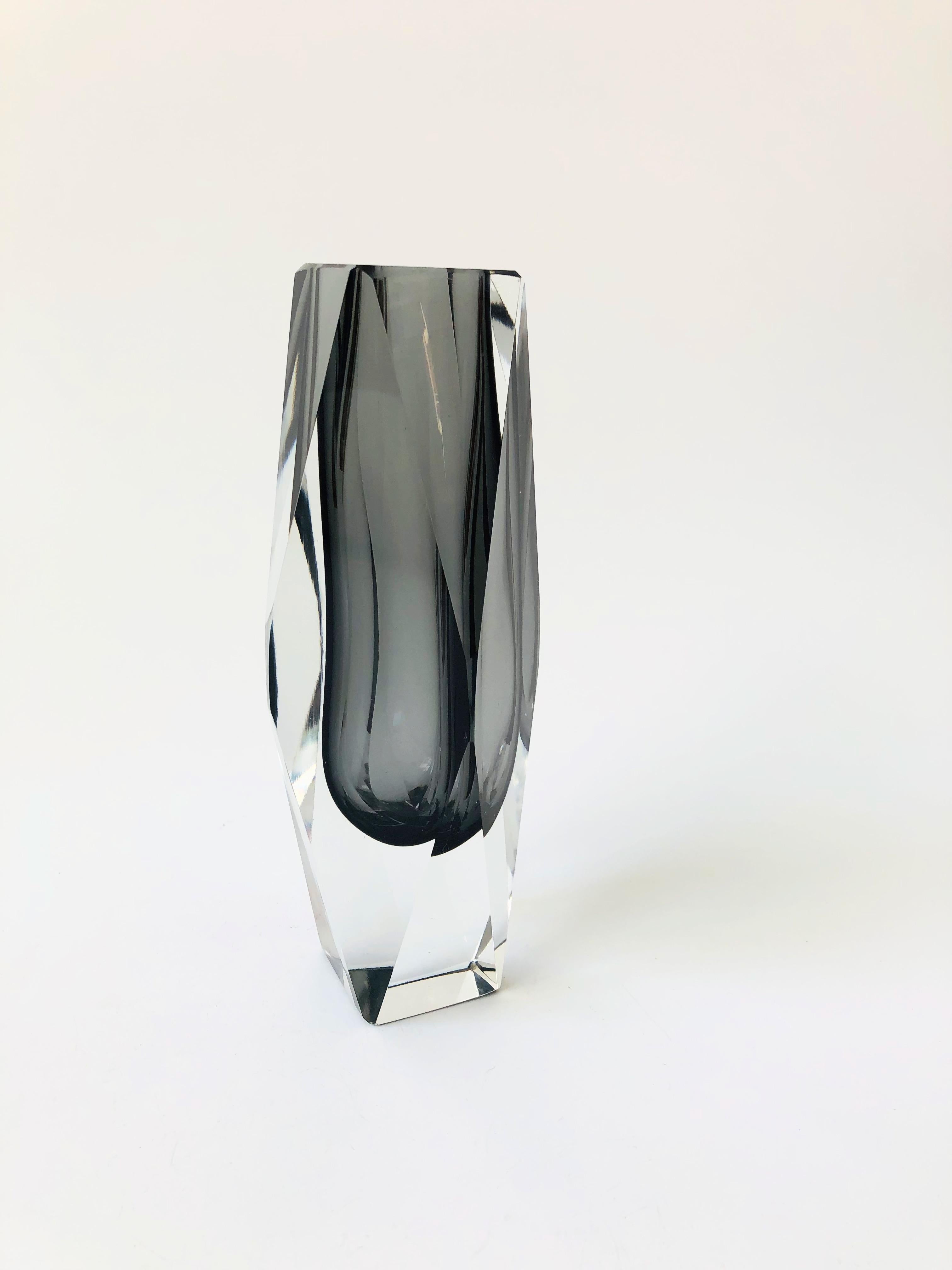 Mid-Century Modern Vintage Murano Sommerso Glass Vase by Alessandro Mandruzzato