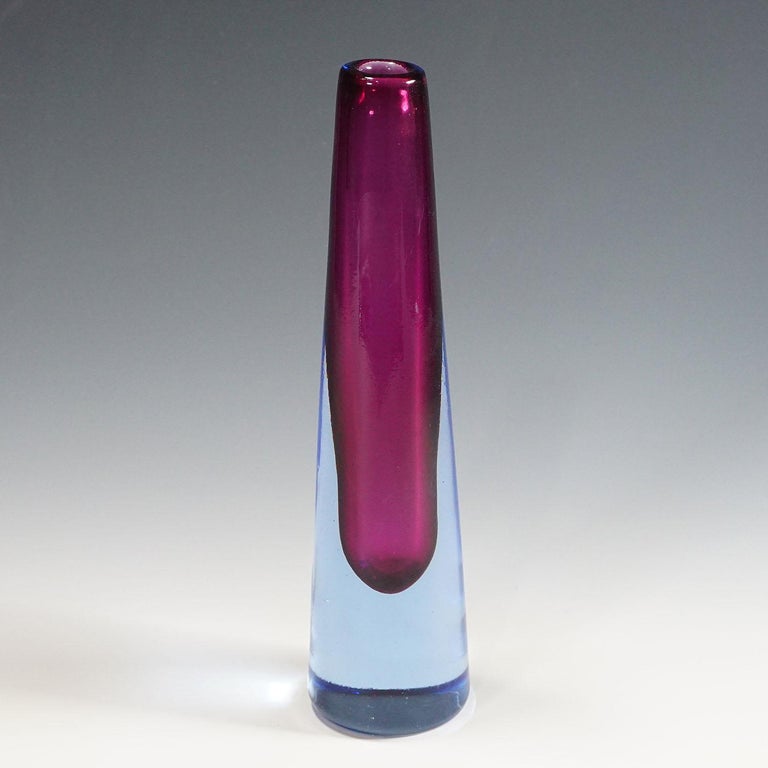 A vintage art glass vase in blue and violet sommerso glass. Manufactured by Salviati & Co., Venezia. Most probably designed by Lugiano Gaspari. Company label on the base 'salviati venezia'. Manufactured in Murano, circa 1960.

Measures: Height