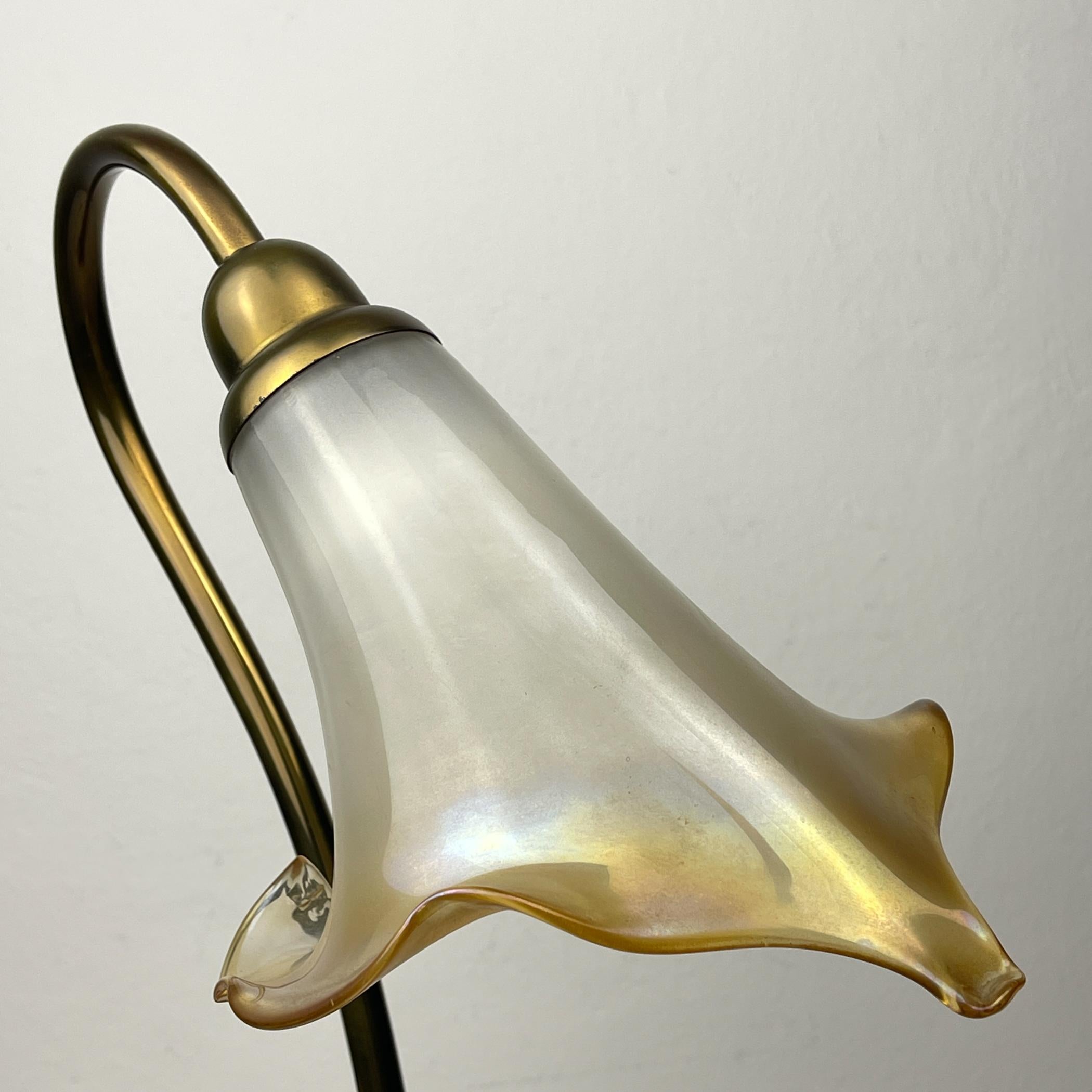 20ième siècle Lampe de table Vintage Murano Lilies, Italie 1970 en vente