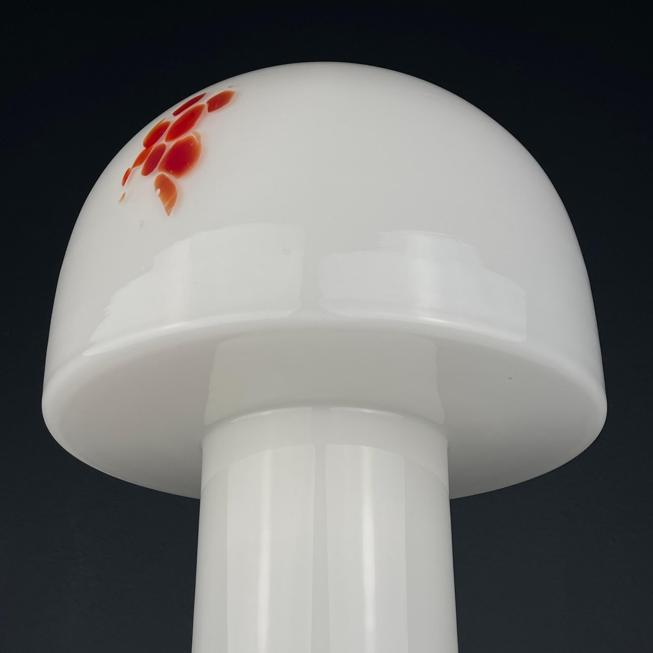 Vintage murano table lamp Mushroom Italy 1970s For Sale 6