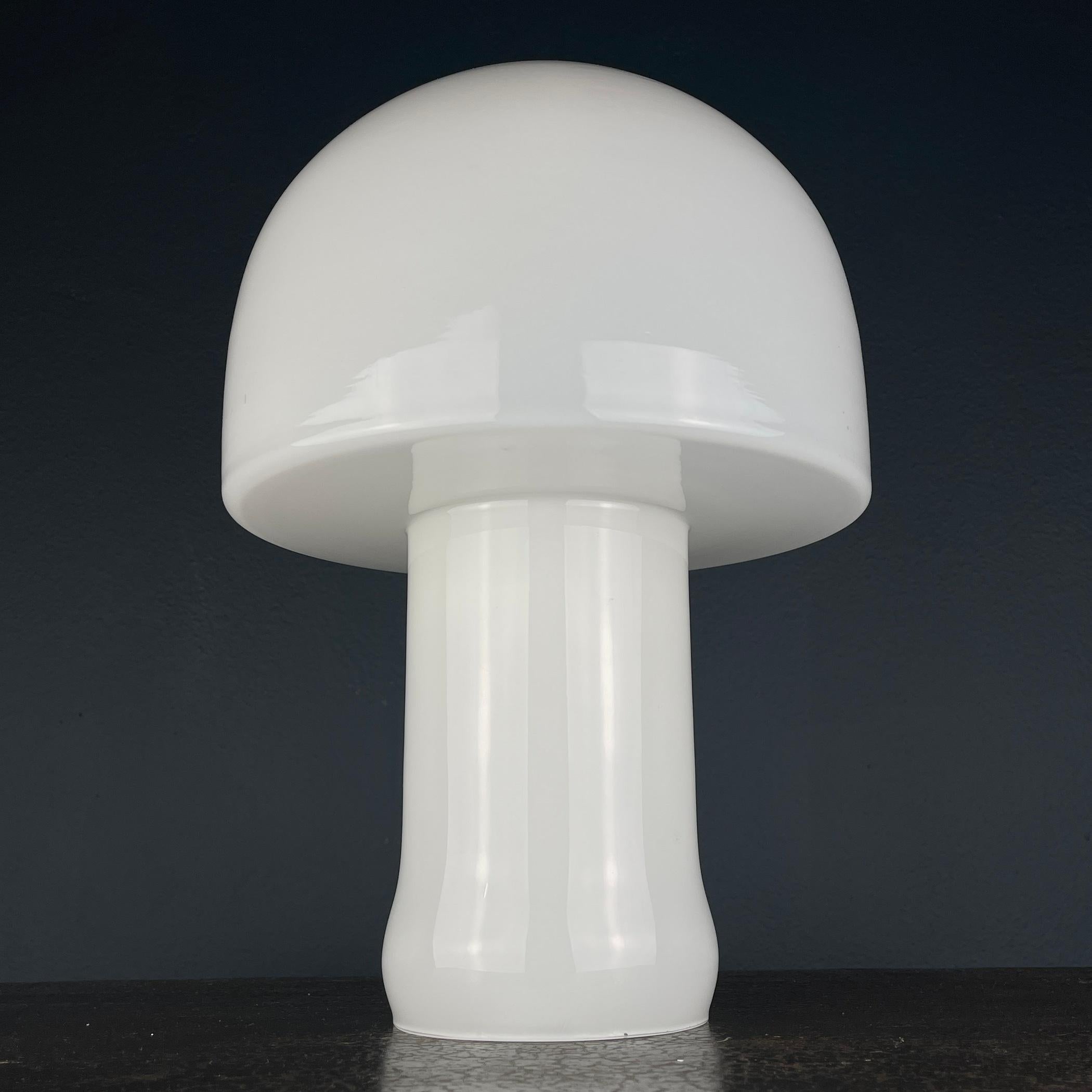 Vintage murano table lamp Mushroom Italy 1970s For Sale 2