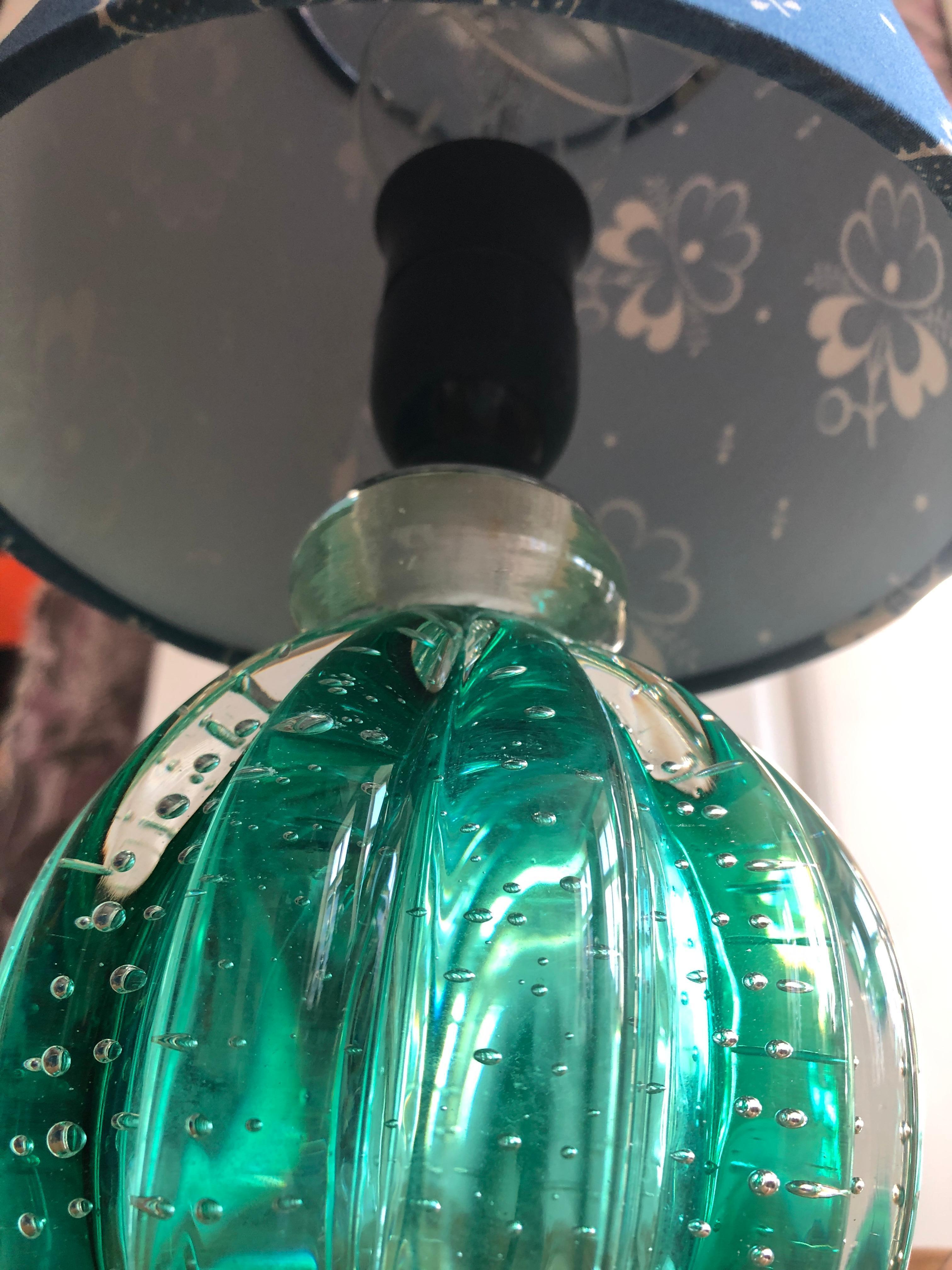 Mid-20th Century Vintage Murano Table Lamp with Bullicante Glass Base in Green, Italy, 1950s