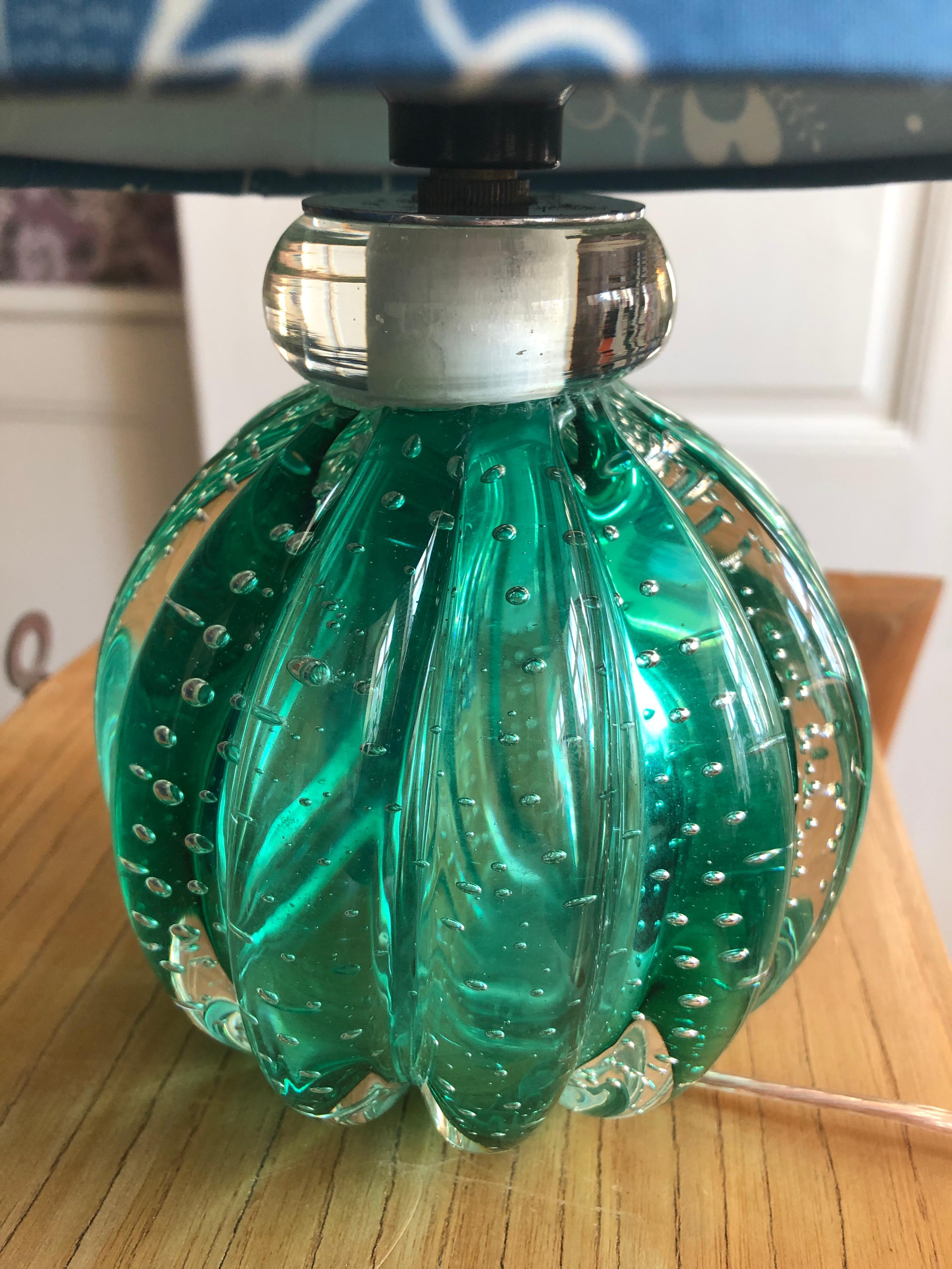 Vintage Murano Table Lamp with Bullicante Glass Base in Green, Italy, 1950s 2
