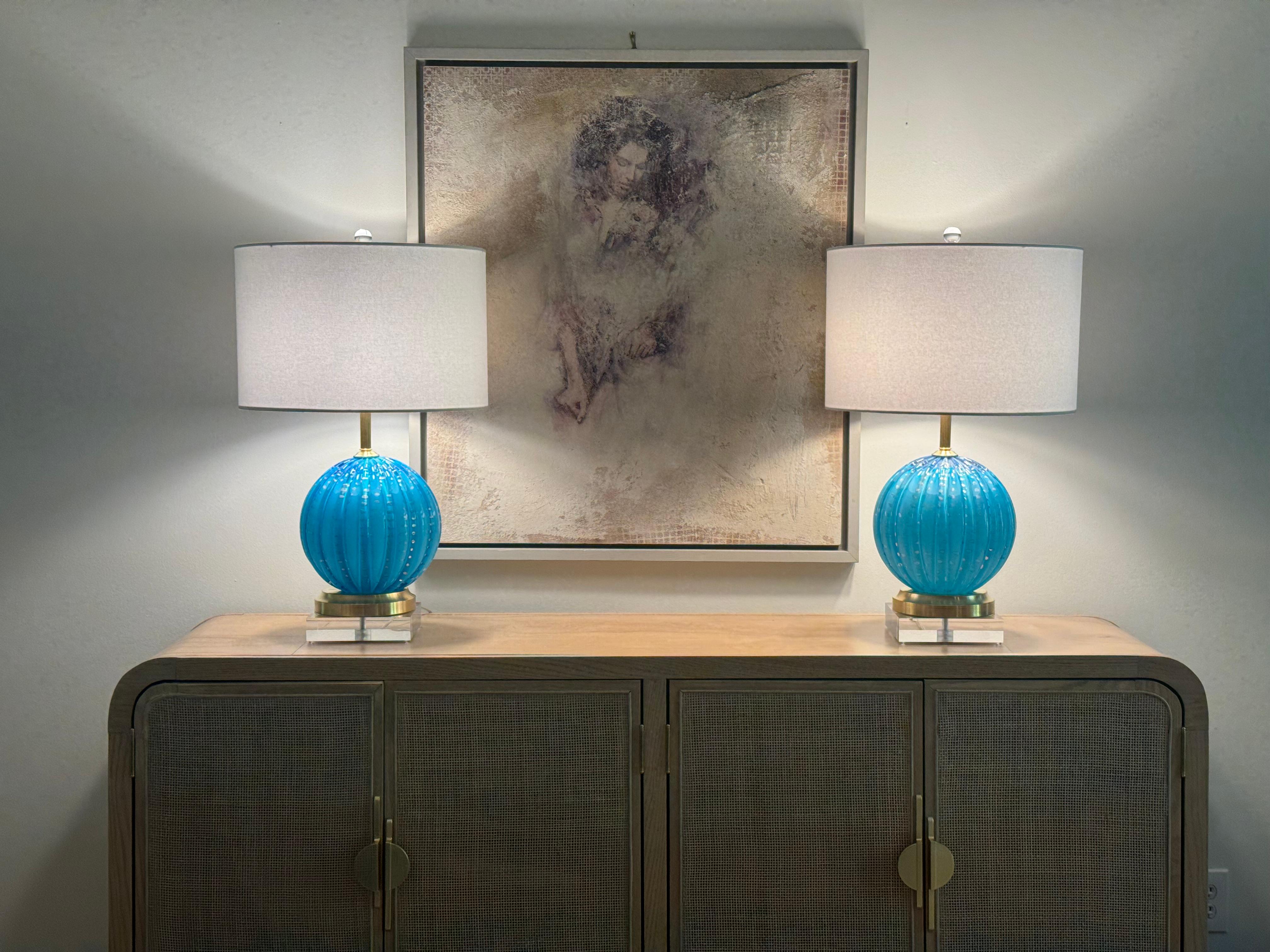 italien Lampes Vintage en verre Murano Teal avec bulles contrôlées en feuille d'or en vente