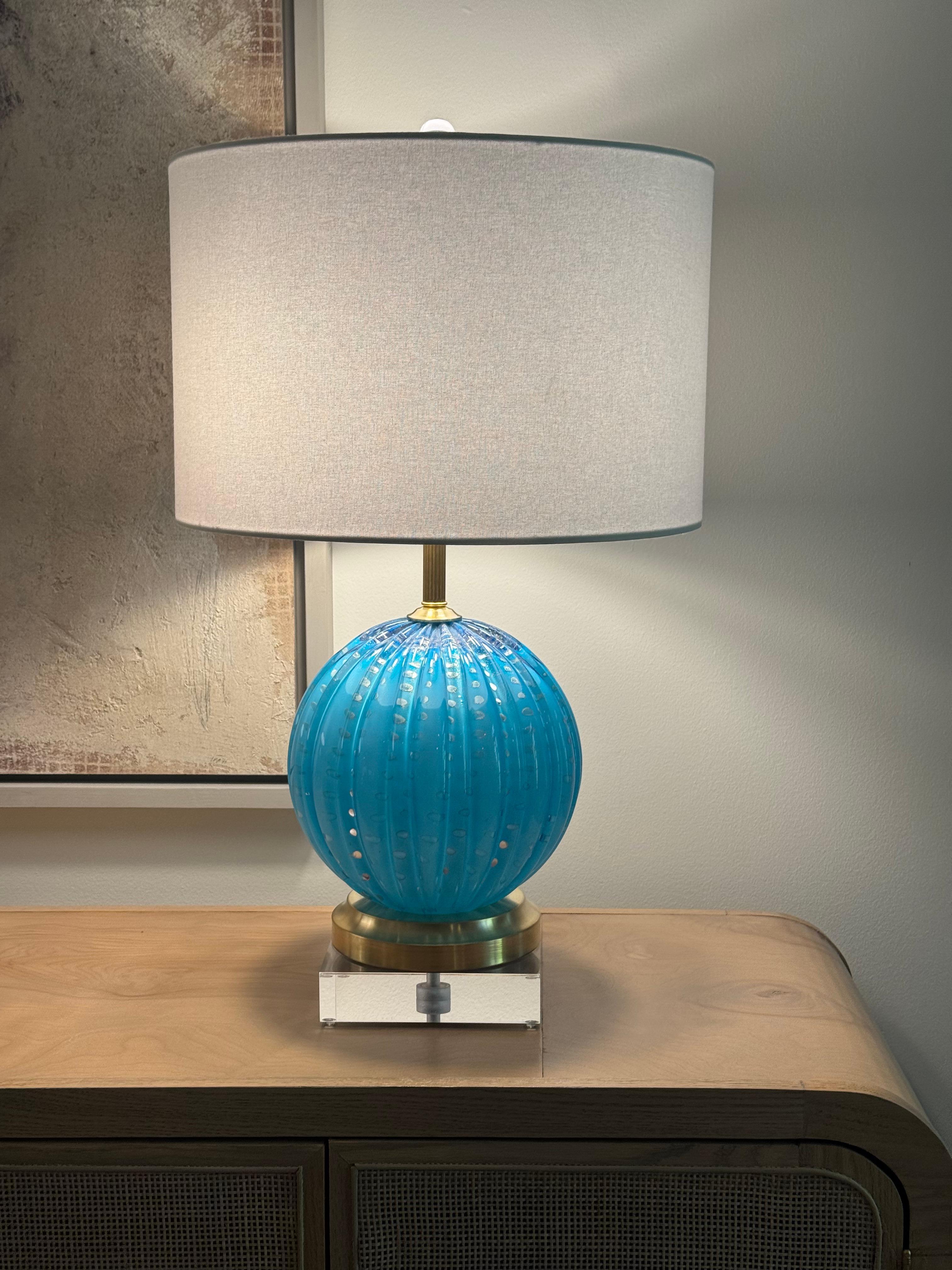 Lampes Vintage en verre Murano Teal avec bulles contrôlées en feuille d'or Bon état - En vente à Smyrna, GA