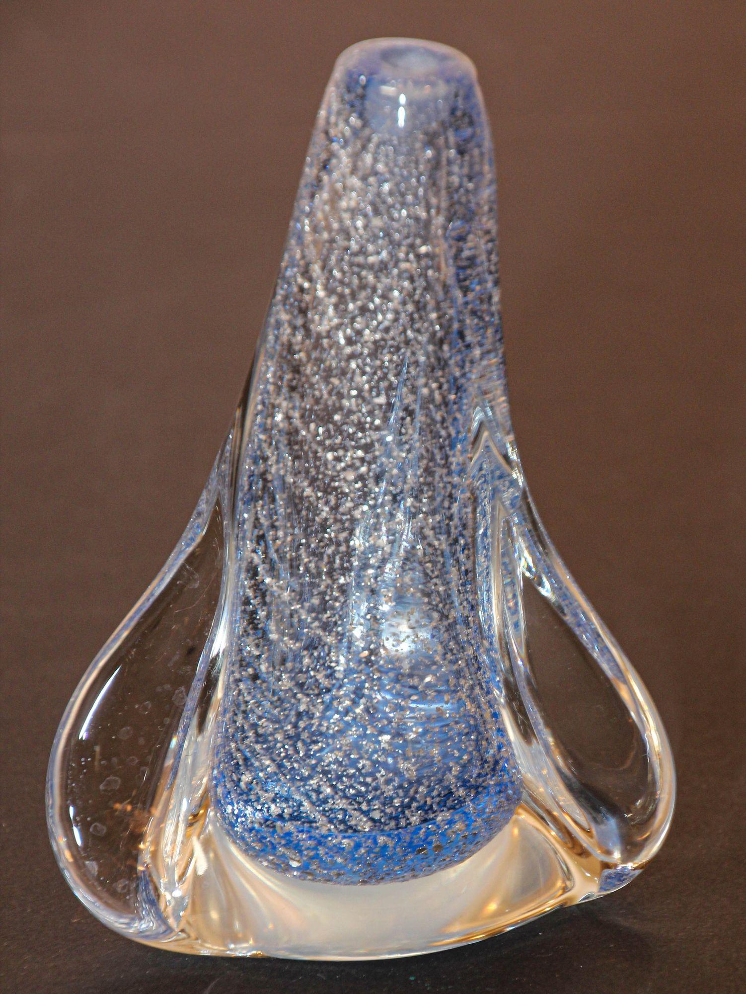 Vintage Murano Twisted Spiral Sky Blue and Clear Art Glass with Silver Murine 19 For Sale 4