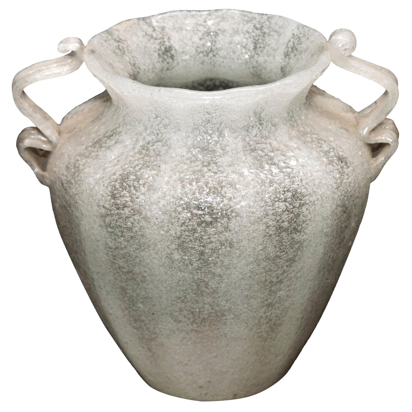 Vintage Murano Vase in White Pulegoso Glass by Napoleone Martinuzzi, 1930s For Sale