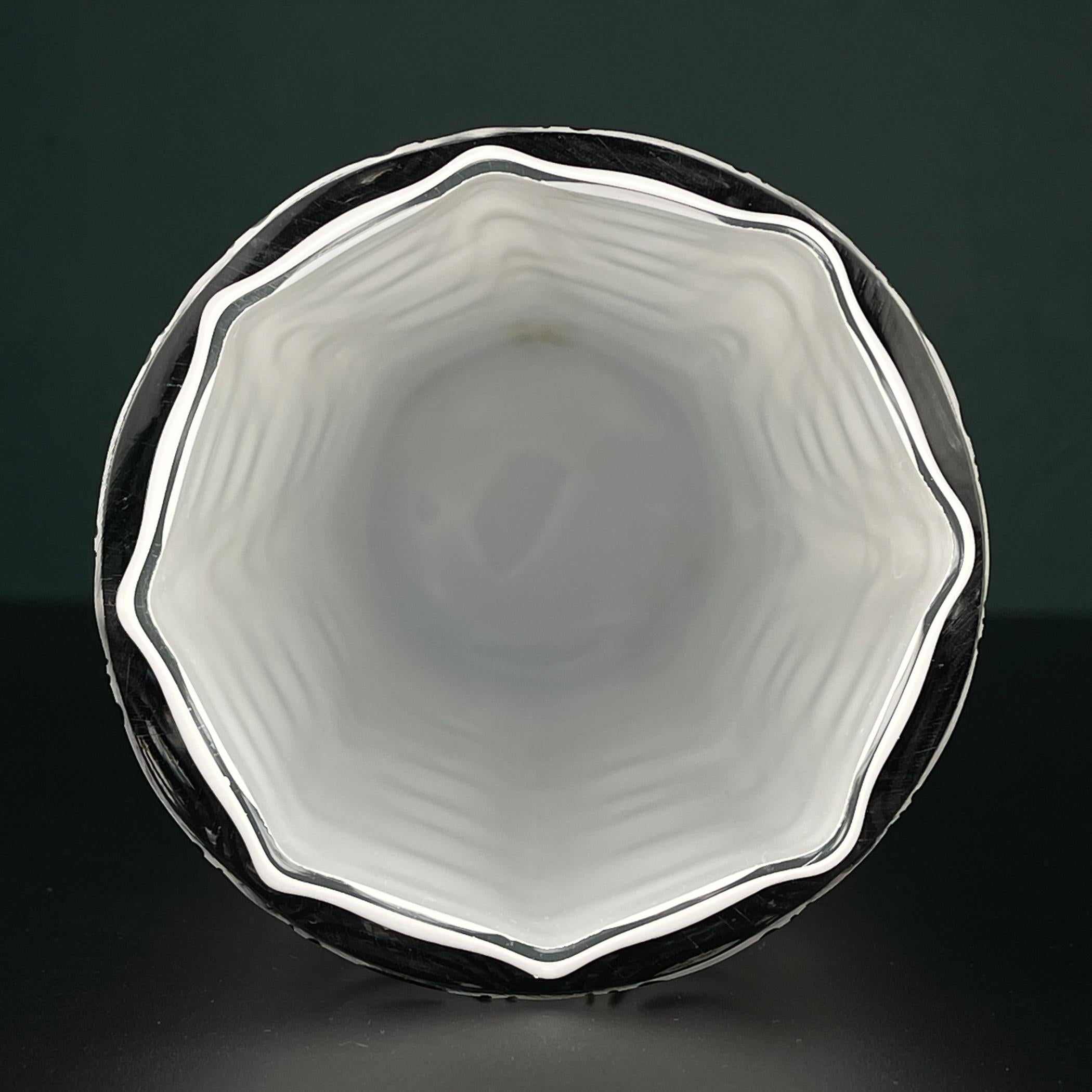 Vase de Murano, Italie 1970 en vente 4