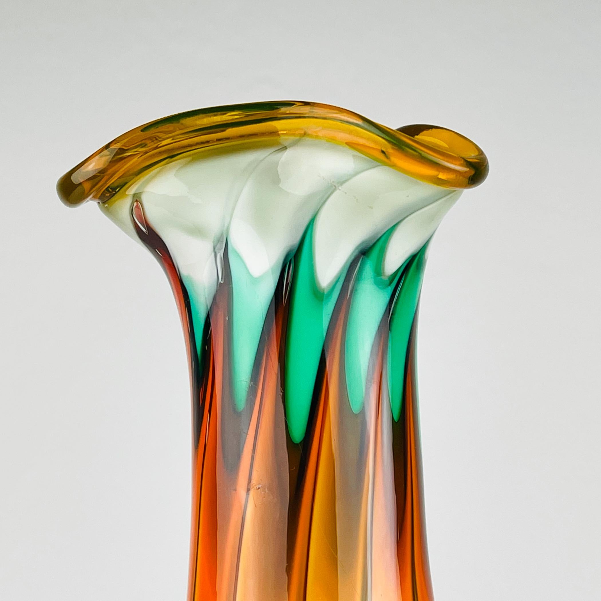 Vase de Murano Italie des années 1970 en vente 3