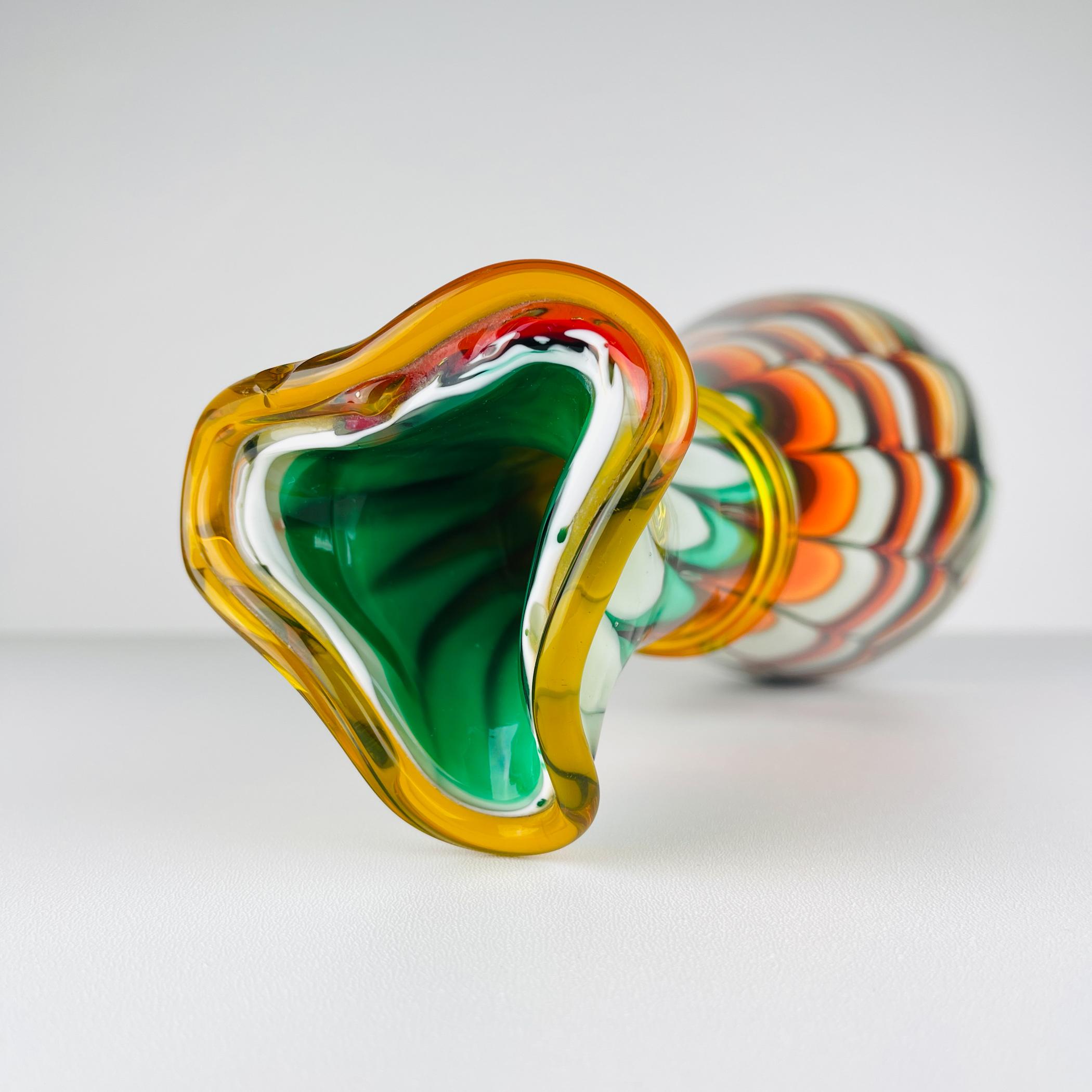 Vase de Murano Italie des années 1970 en vente 4