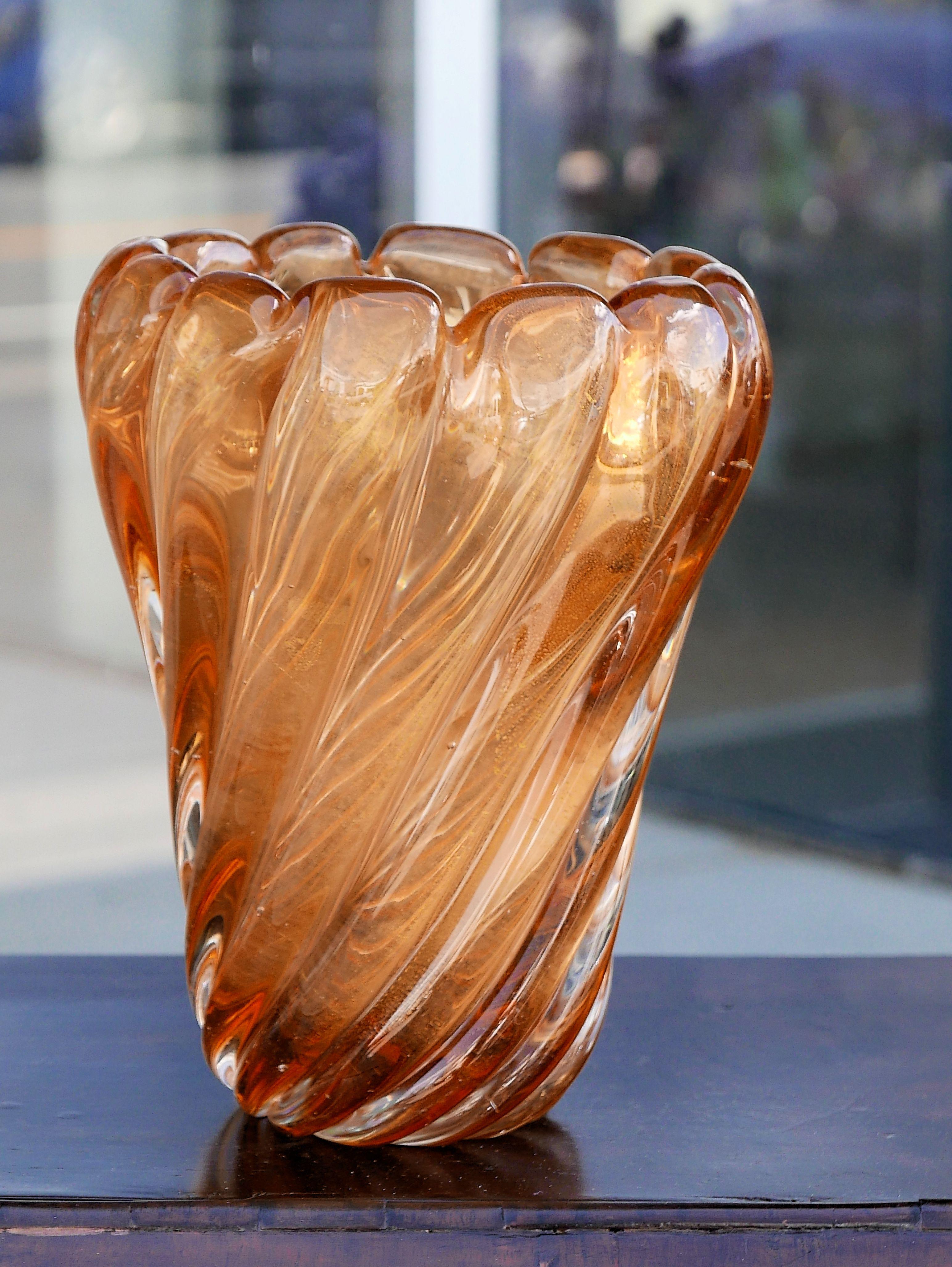 Vintage Murano Vase with Gold Inclusions by Seguso 1