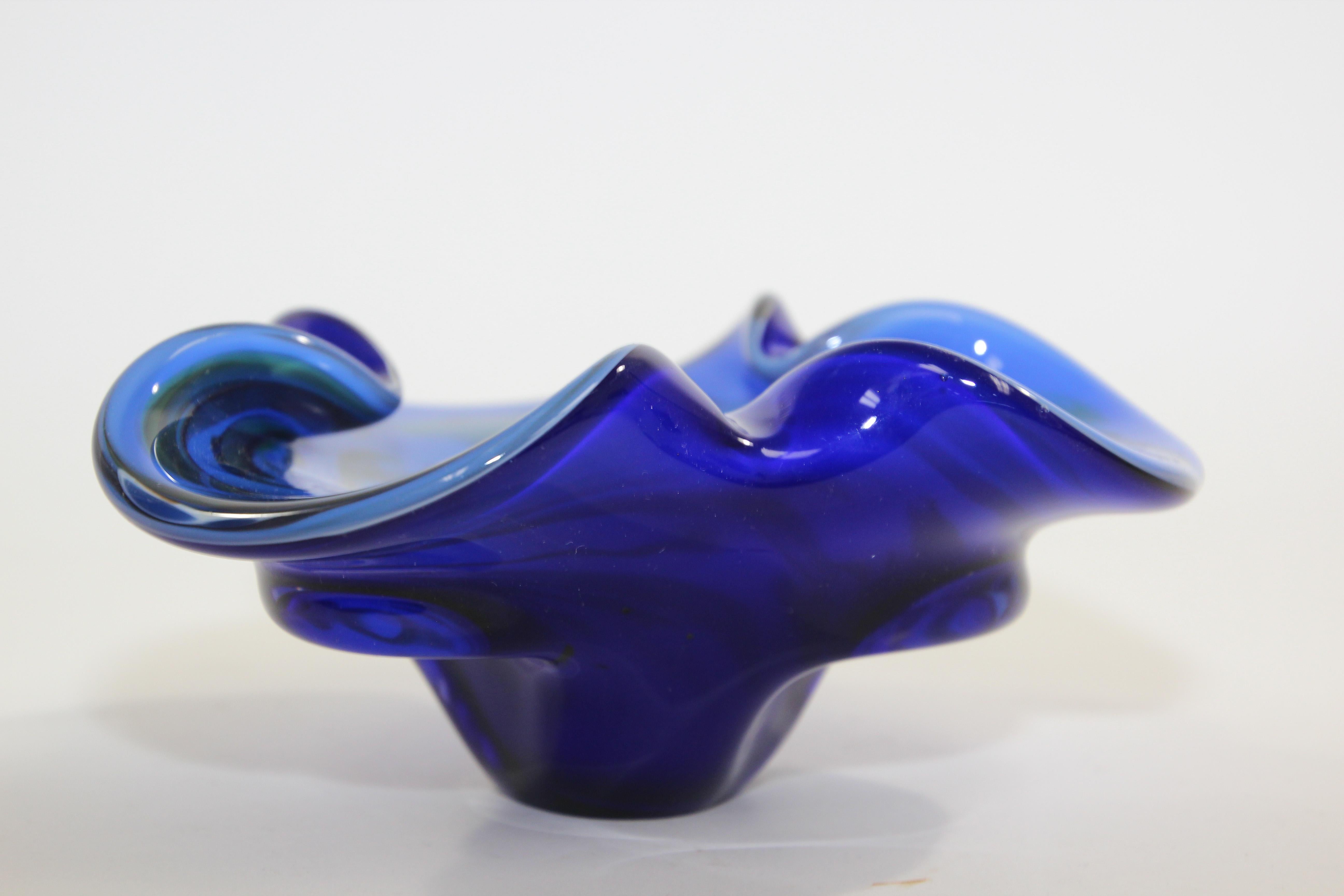 Hand-Carved Vintage Murano Venetian Handblown Art Glass Cobalt Blue Ashtray For Sale