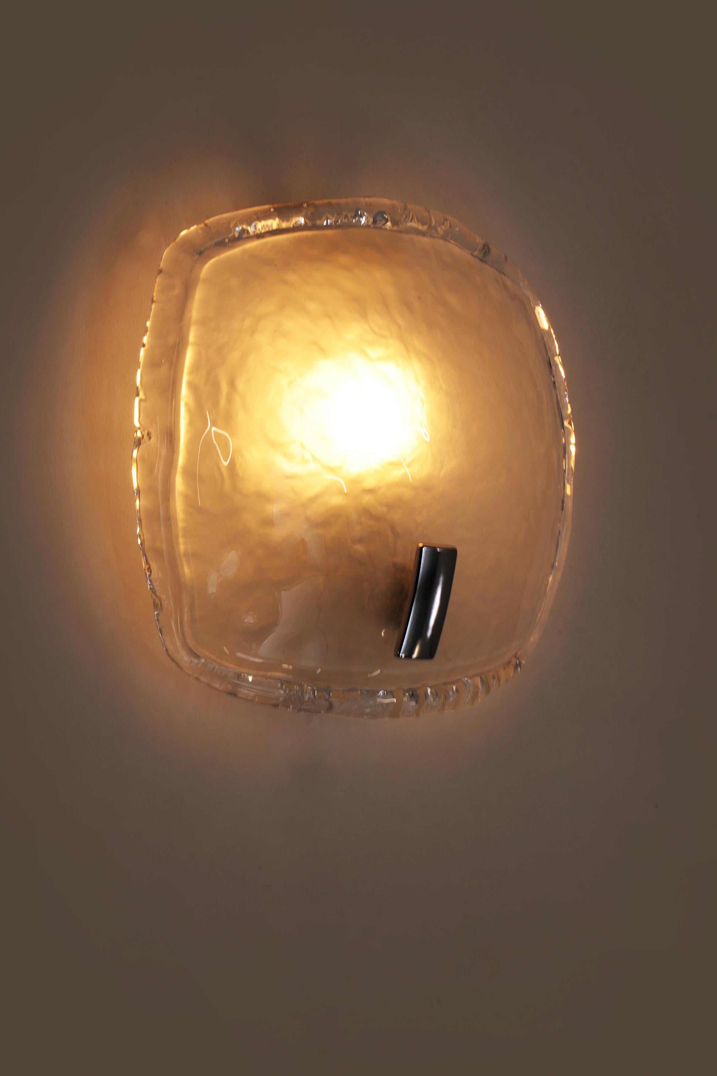 Vintage Murano wall lamp with satin glass, 1960 Italy. In Good Condition For Sale In Oostrum-Venray, NL