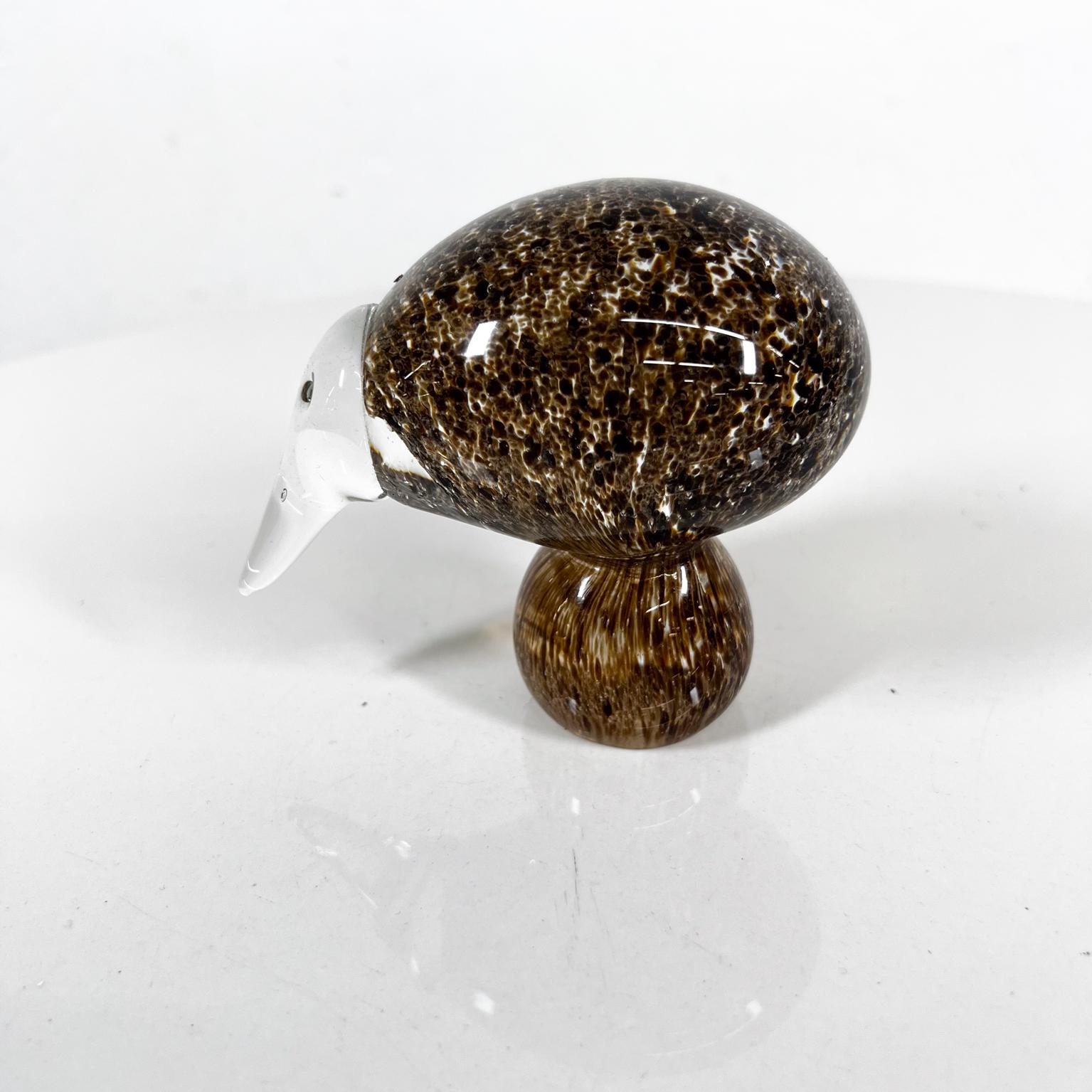 Modern Murphy Art Glass Kiwi Bird Paperweight, New Zealand For Sale at ...