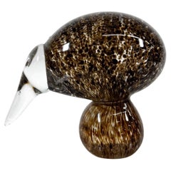 Modern Murphy Art Glass Kiwi Bird Paperweight, New Zealand