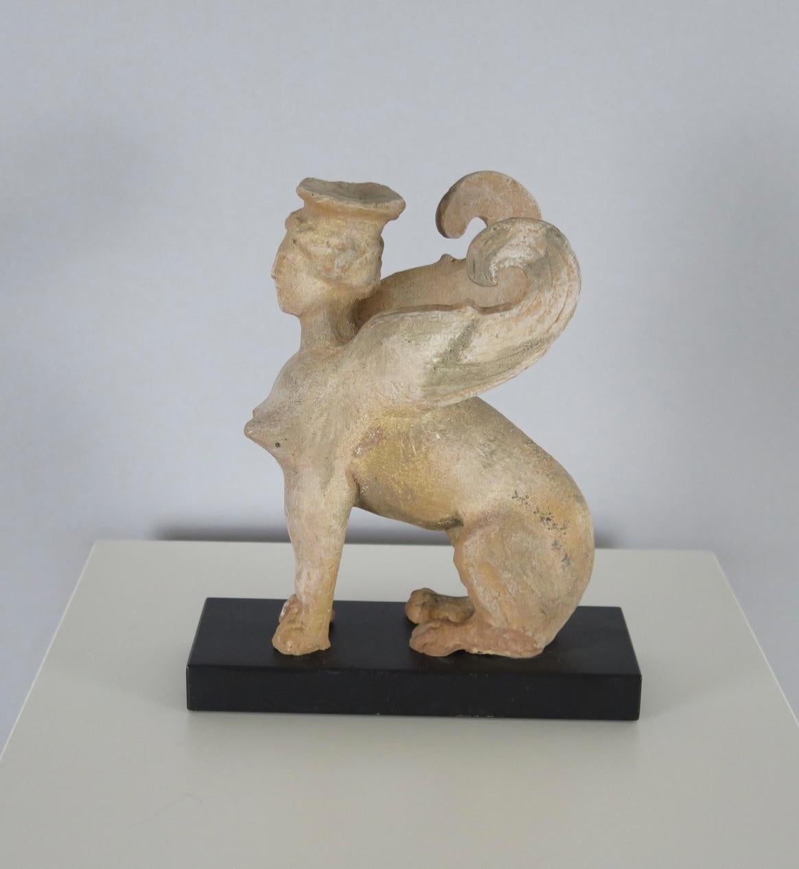 Inglese Replica museale d'epoca di una sfinge alata, Inghilterra in vendita