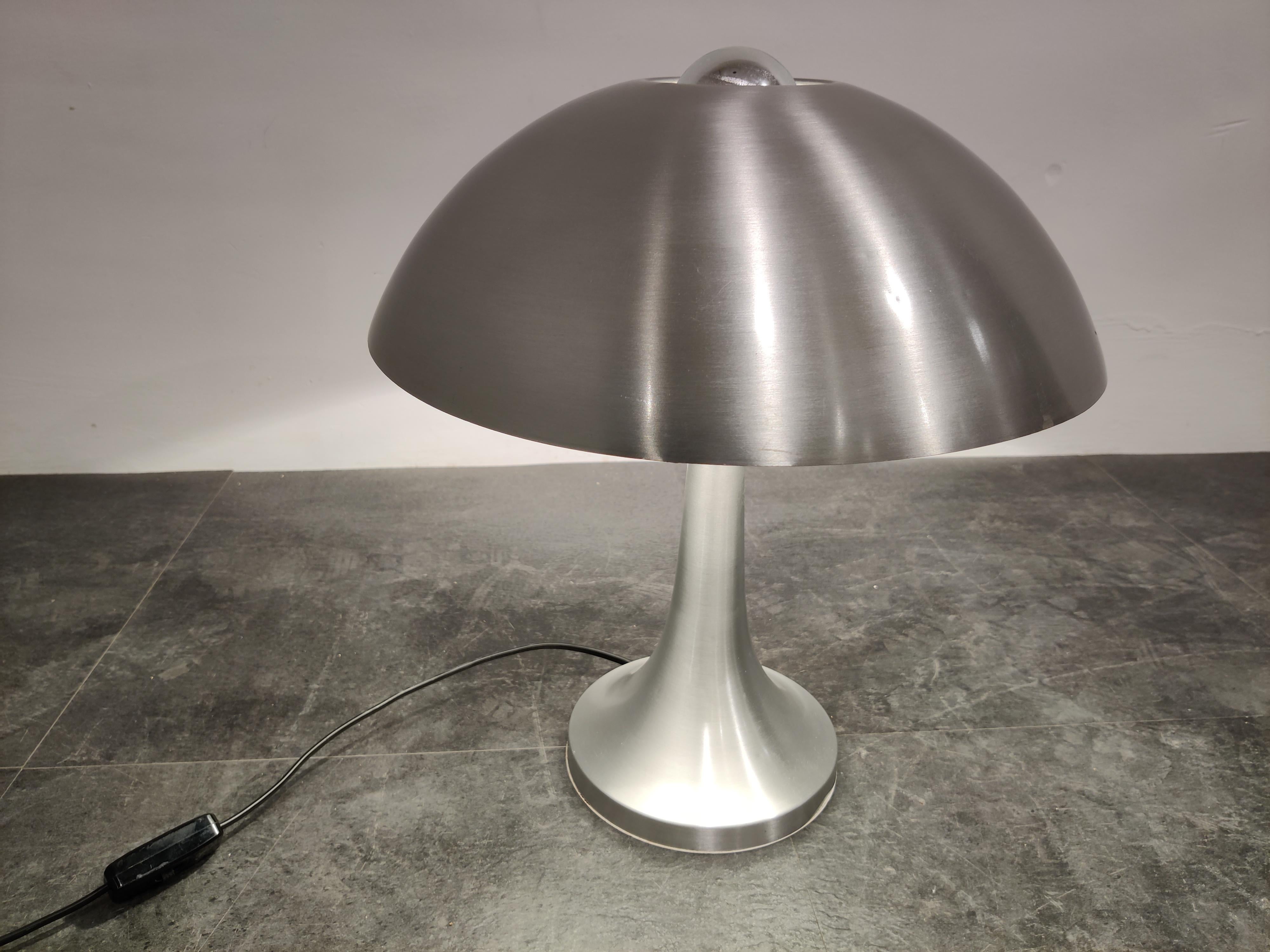 Mushroom-Schreibtischlampe im Vintage-Stil von Louis Kalff für Philips (Aluminium) im Angebot