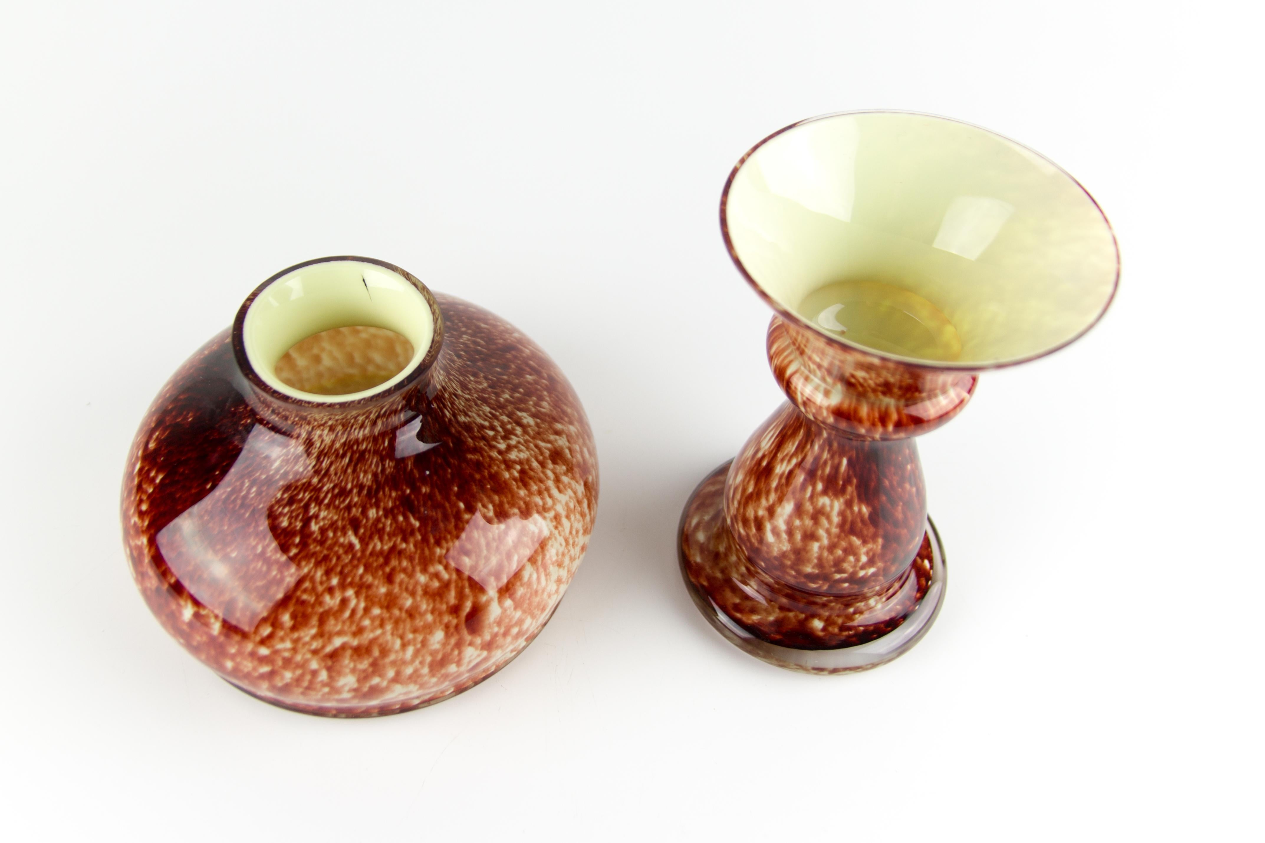 Vieux porte-bougie ou lampe à bougie ou vase en verre d'art rouge en forme de champignon en vente 10