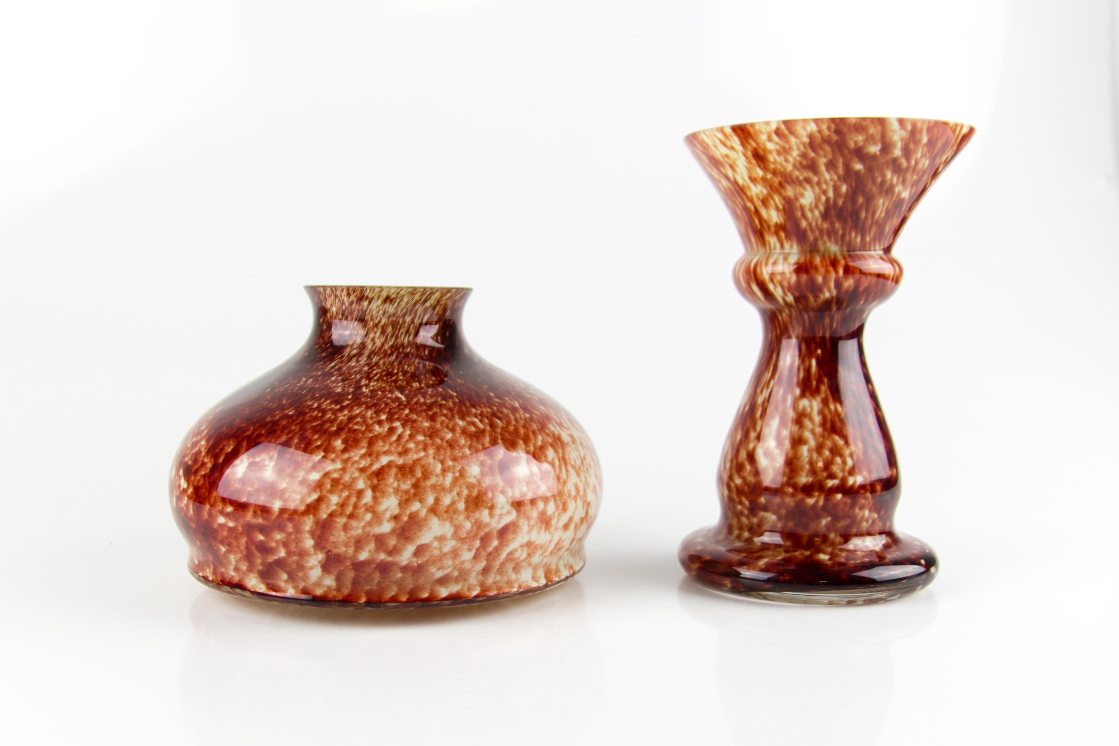 Vieux porte-bougie ou lampe à bougie ou vase en verre d'art rouge en forme de champignon en vente 11