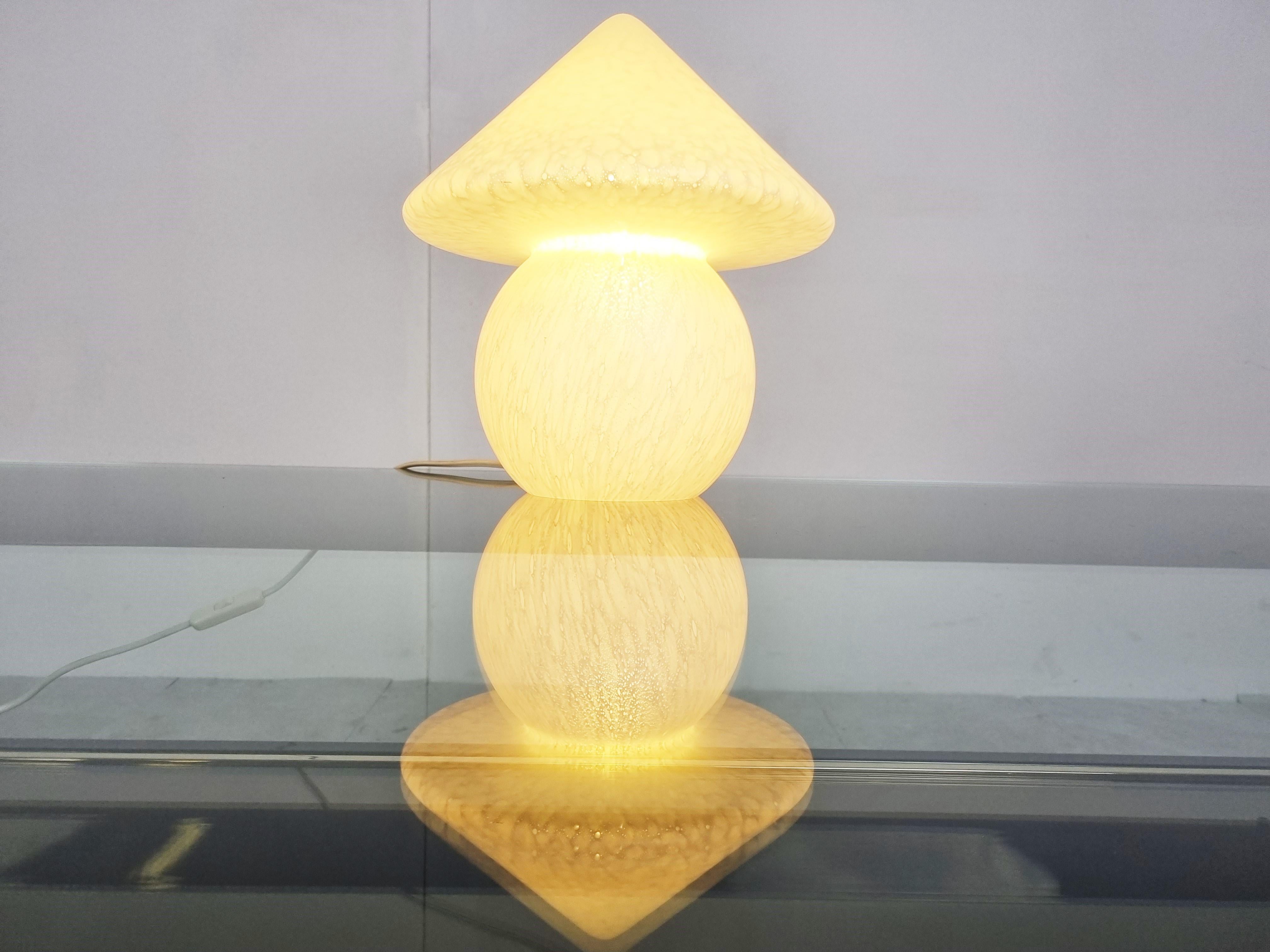 Fin du 20e siècle Lampe de table champignon vintage, années 1970 en vente