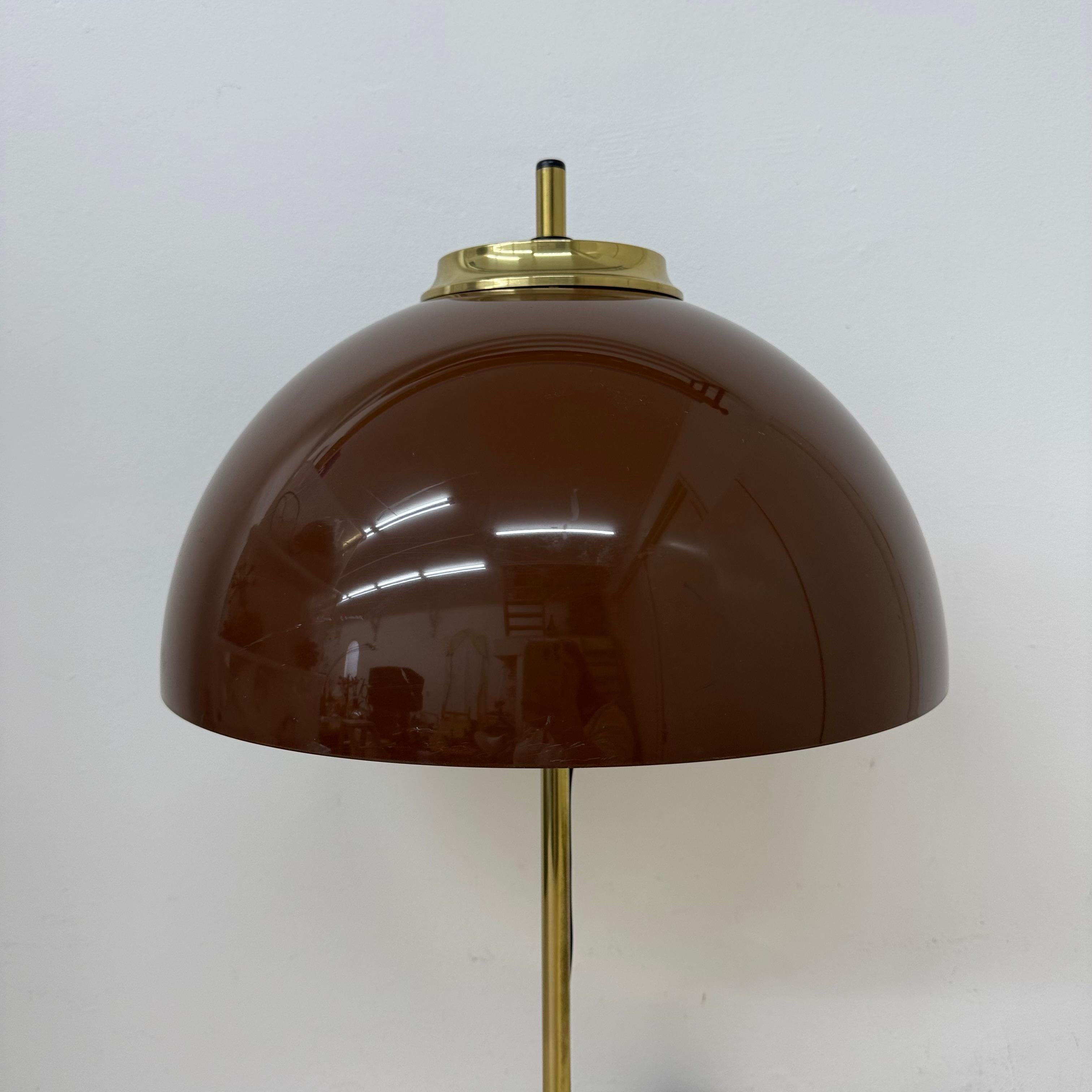 Vintage Mushroom table lamp with gold metal base , 1970s For Sale 12
